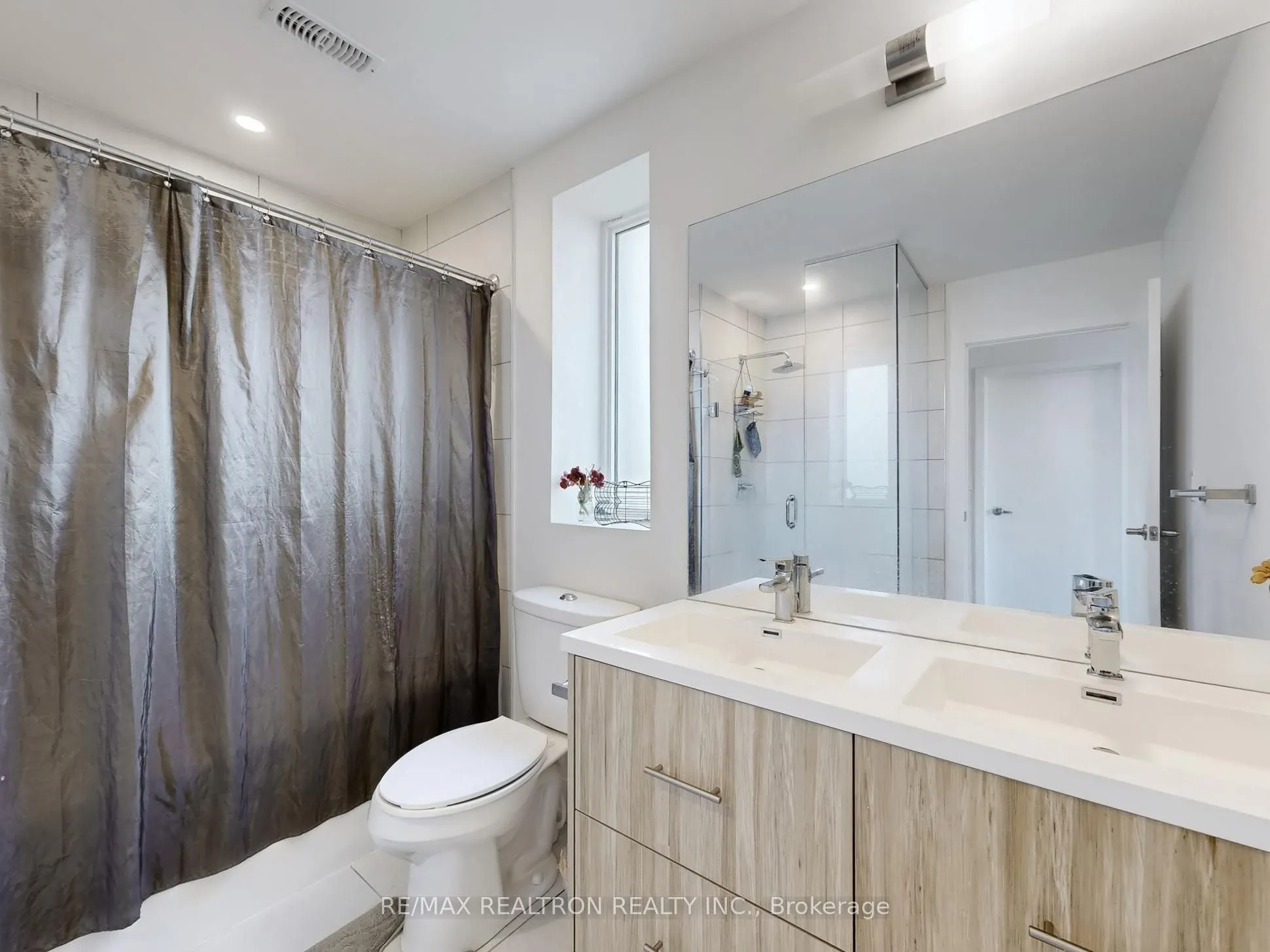 180 Fairview Mal Drive, #108