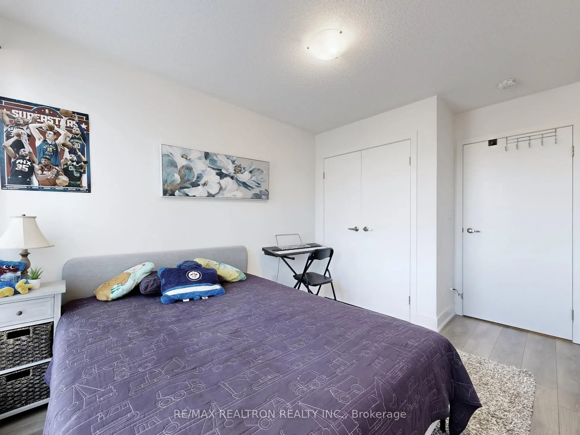 180 Fairview Mal Drive, #108