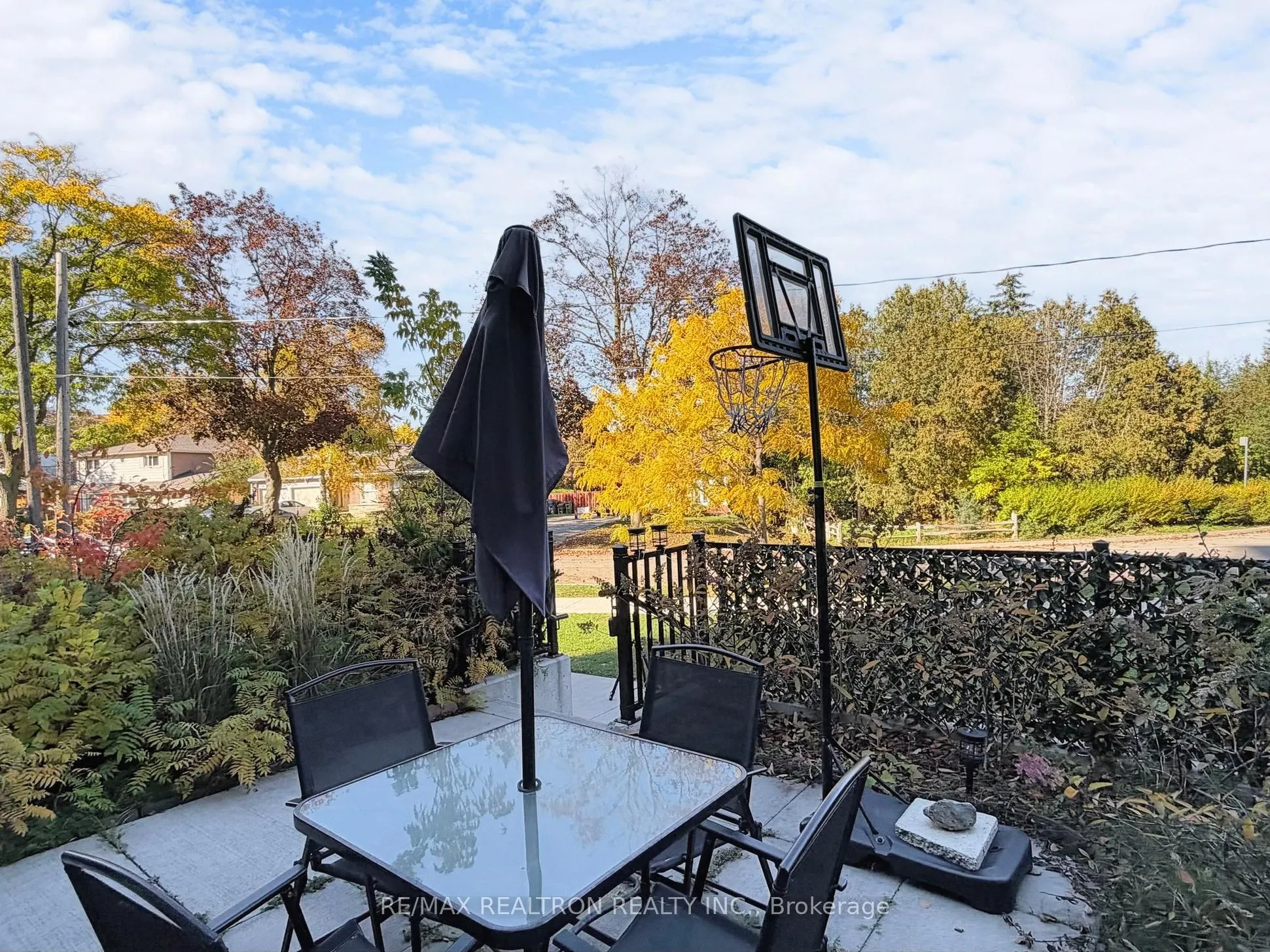 180 Fairview Mal Drive, #108