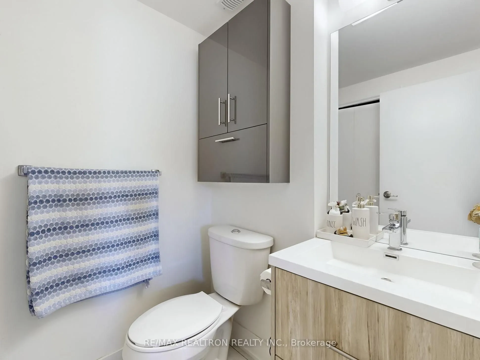 180 Fairview Mal Drive, #108