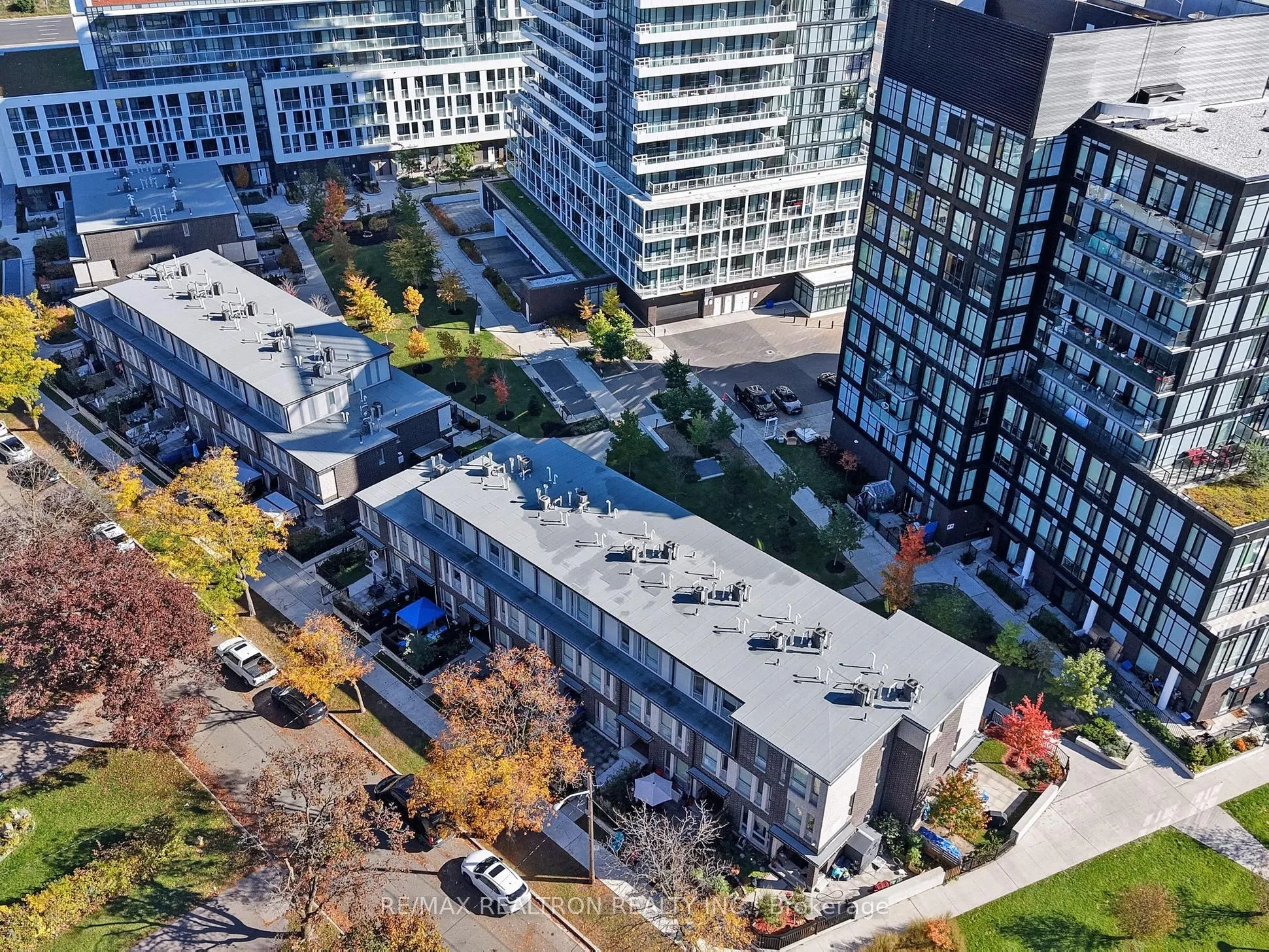 180 Fairview Mal Drive, #108