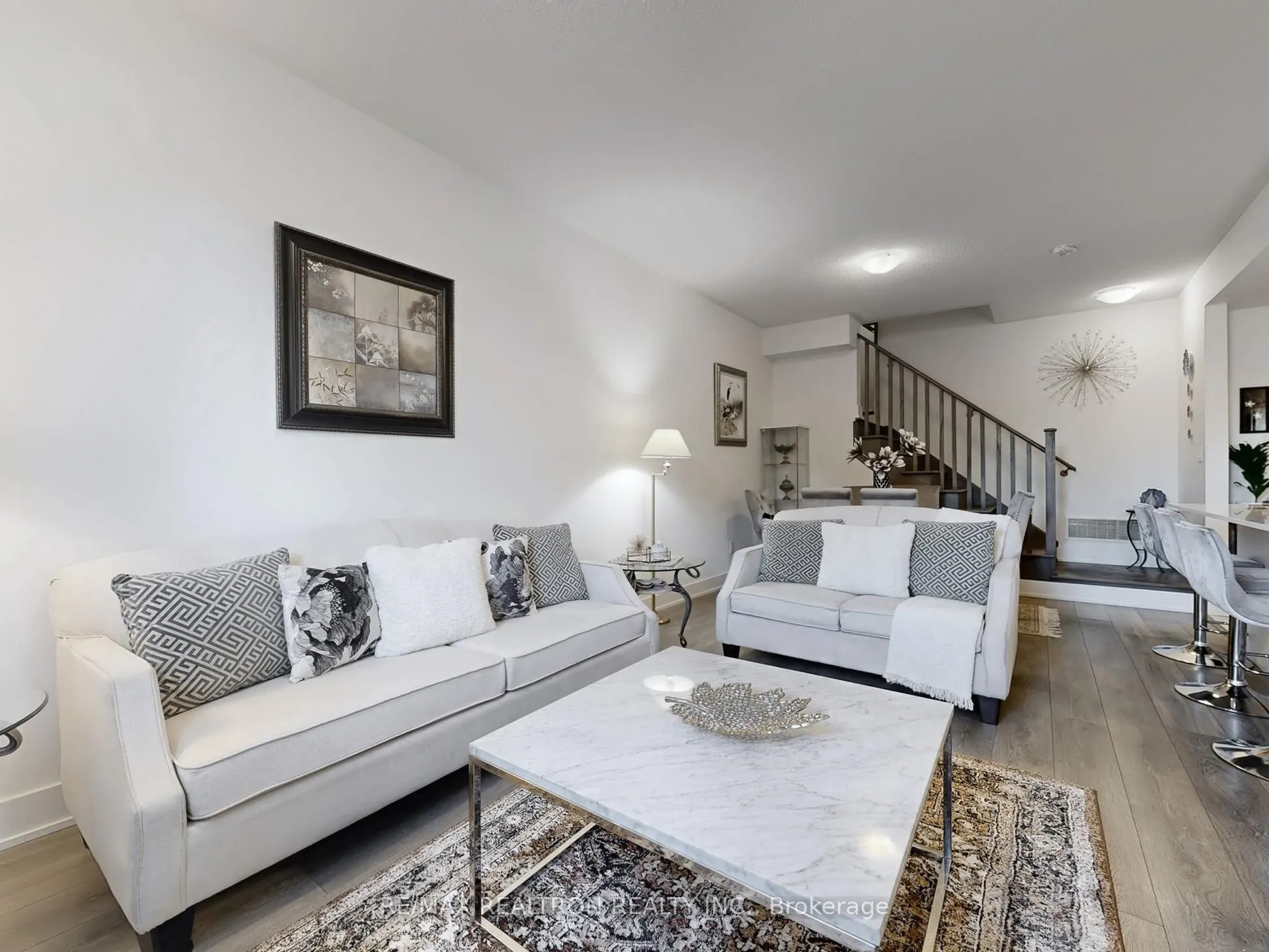 180 Fairview Mal Drive, #108