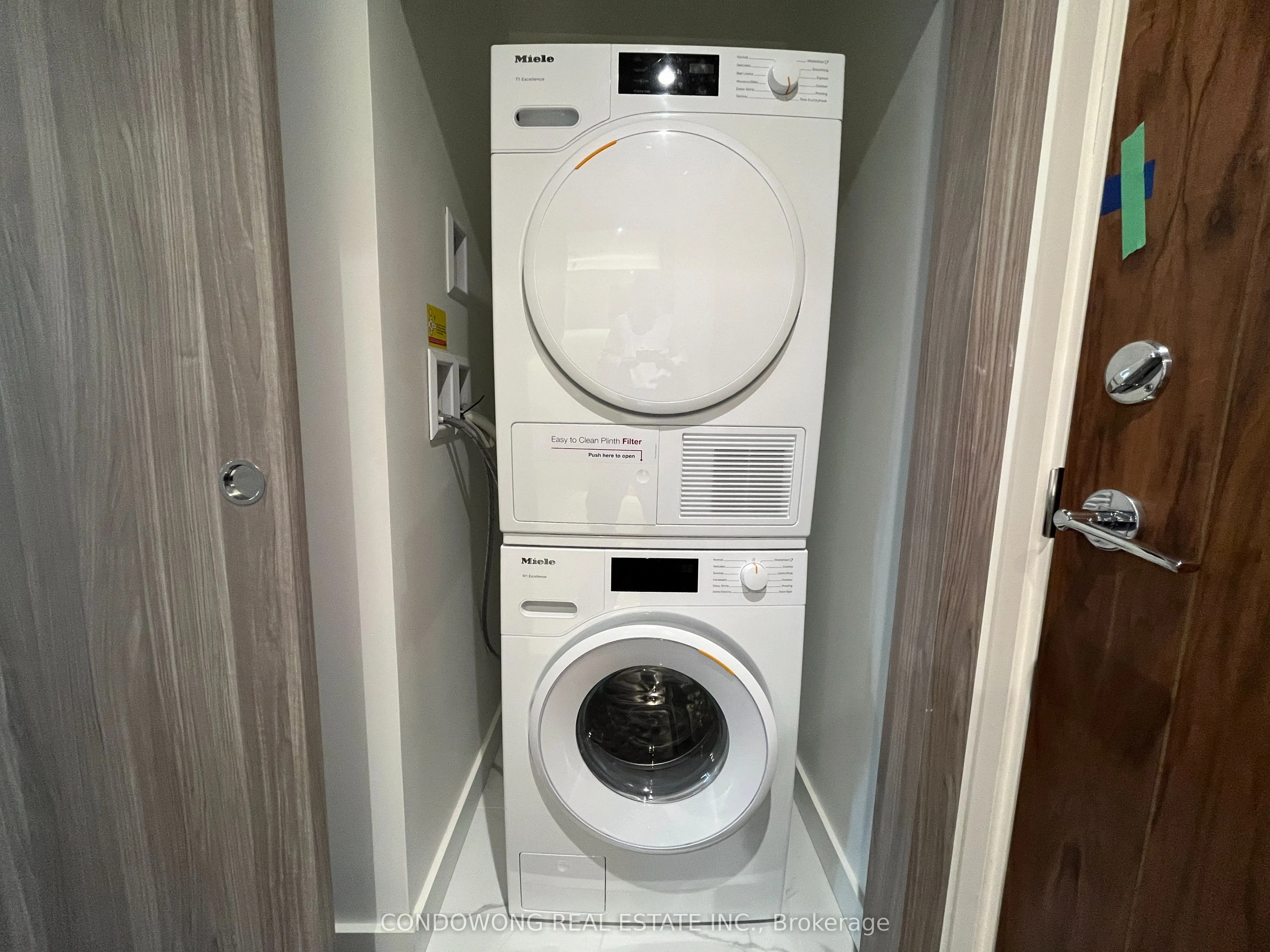 25 Mcmahon Drive, #609