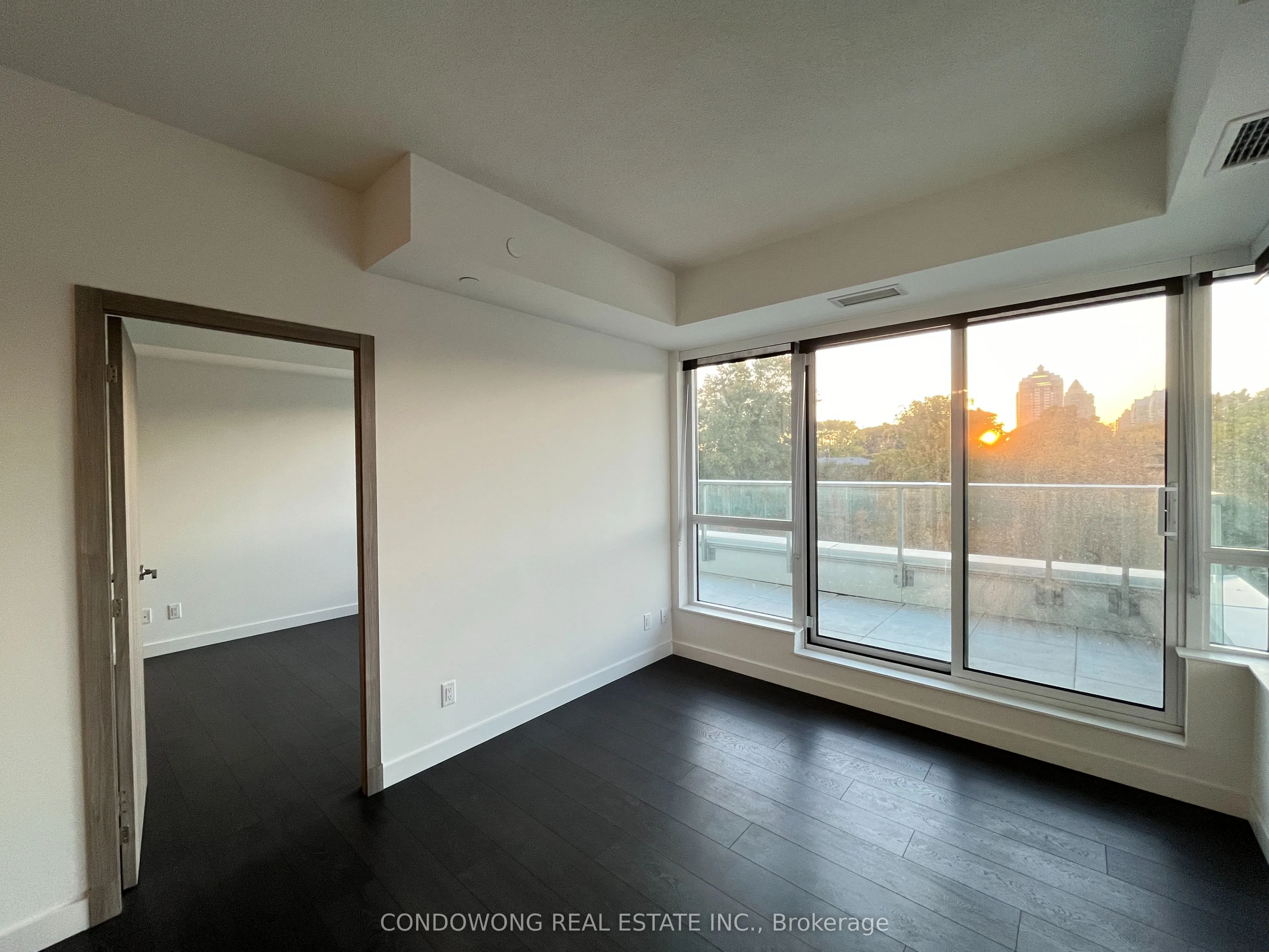 25 Mcmahon Drive, #609