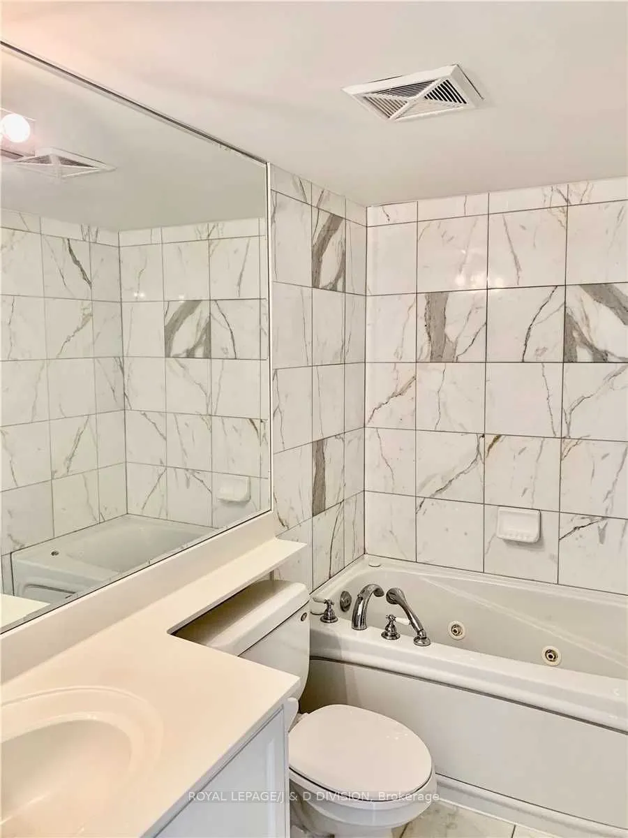 18 Kenaston Gardens, #1407