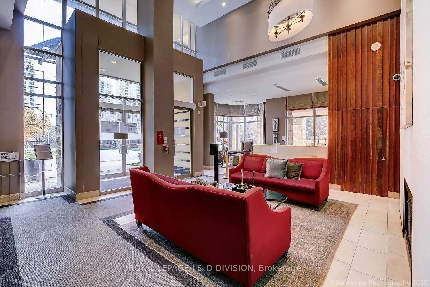 18 Kenaston Gardens, #1407