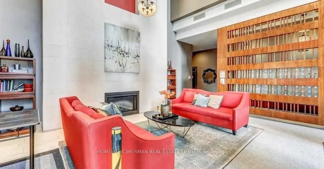 18 Kenaston Gardens, #403