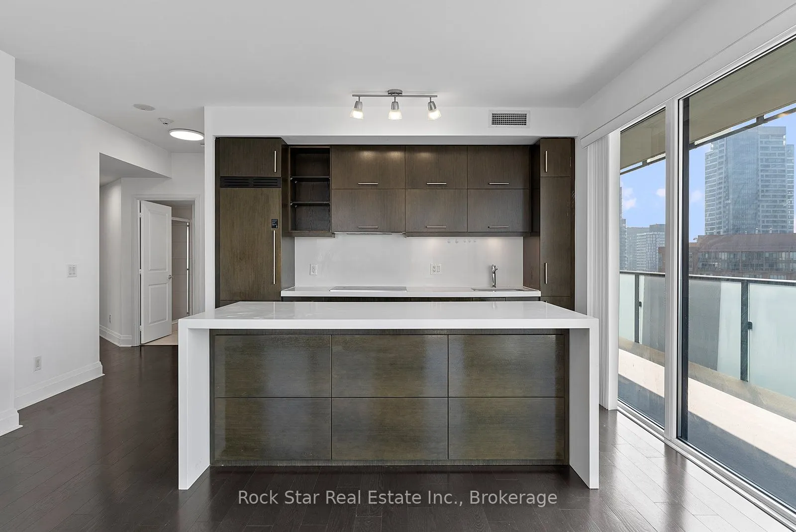 65 St. Mary Street, #2604