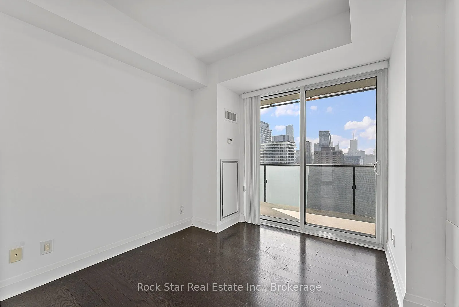 65 St. Mary Street, #2604