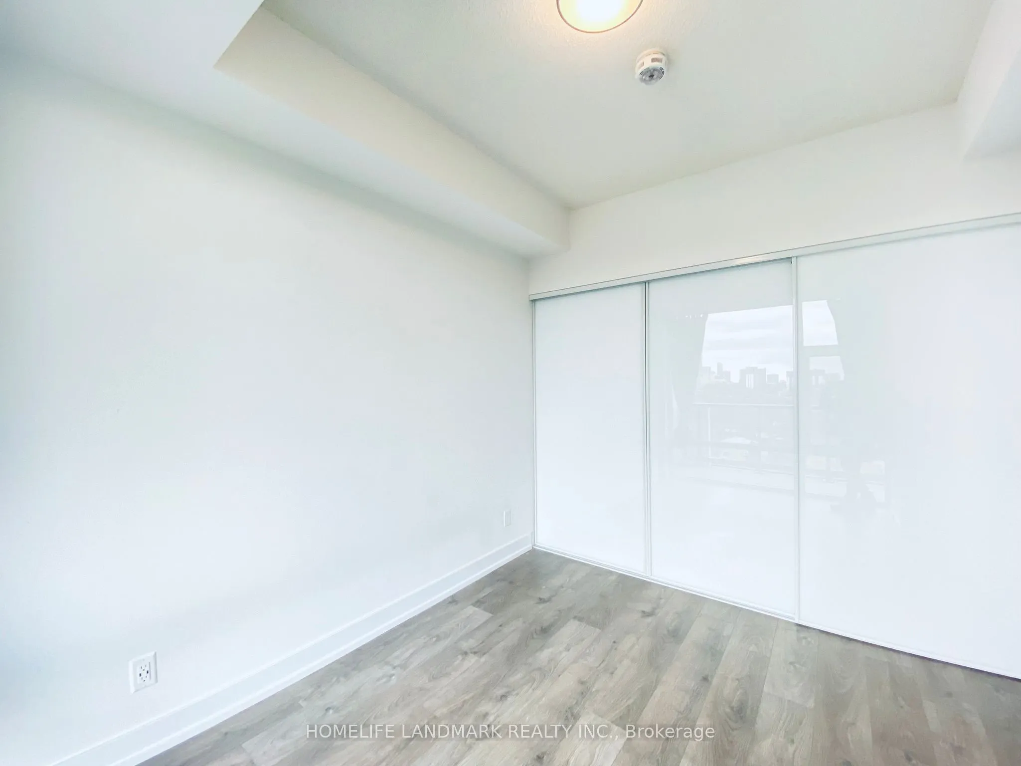 25 Adra Grado Way, #1240