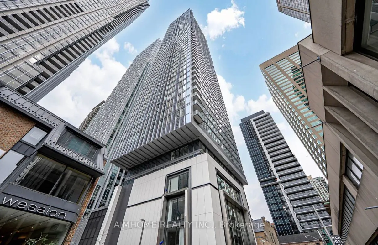 8 Cumberland Street, #1908