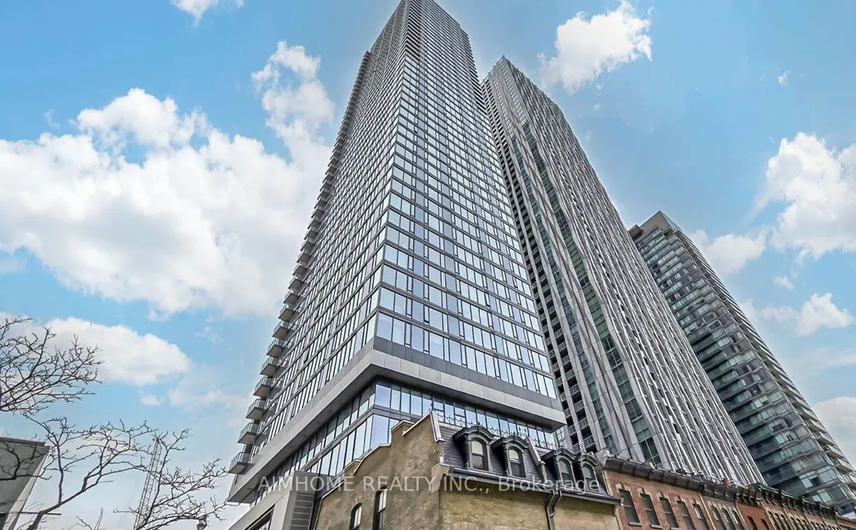 8 Cumberland Street, #1908