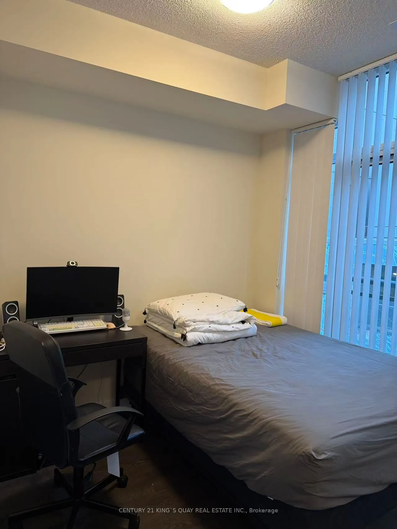 99 JOHN Street, #201