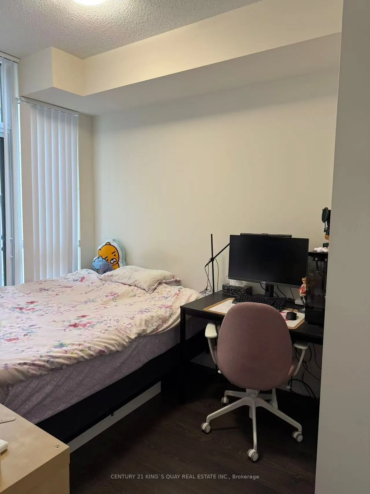 99 JOHN Street, #201