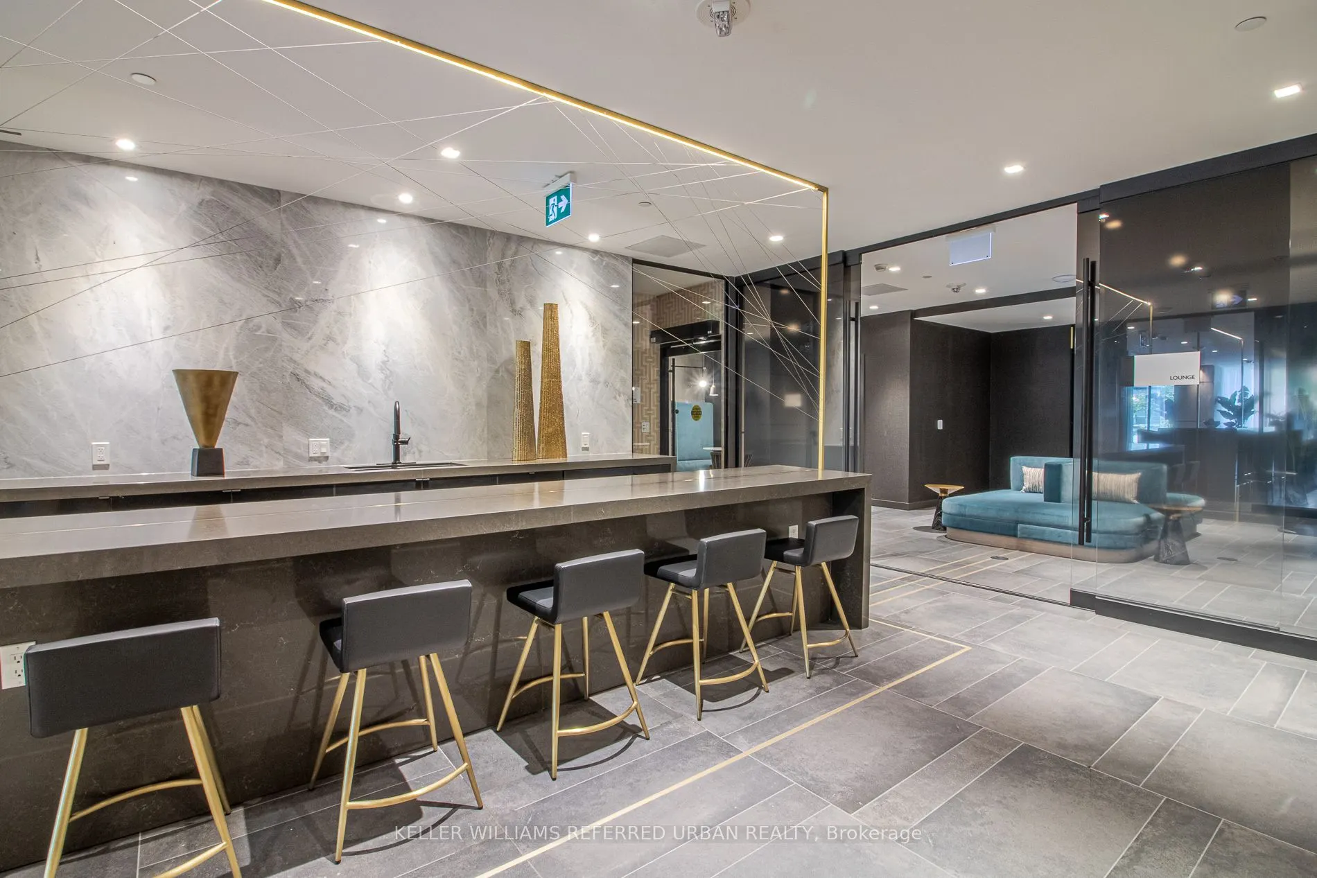 319 Jarvis Street, #2205