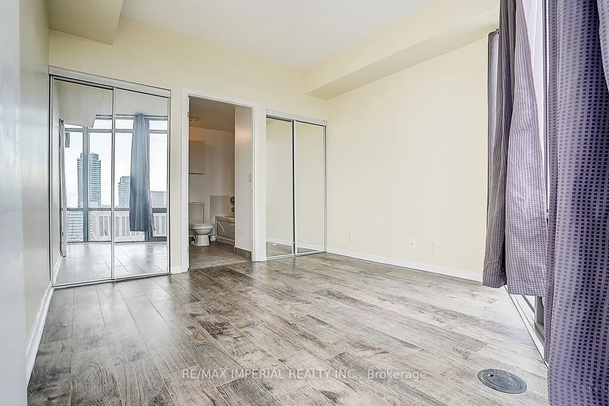 832 Bay Street, #3405