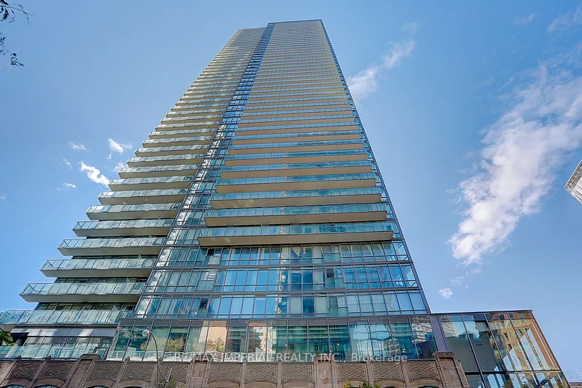 832 Bay Street, #3405