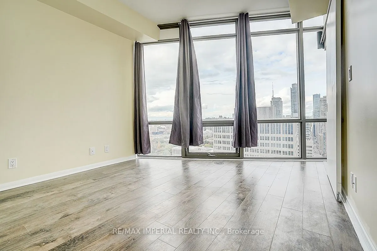 832 Bay Street, #3405