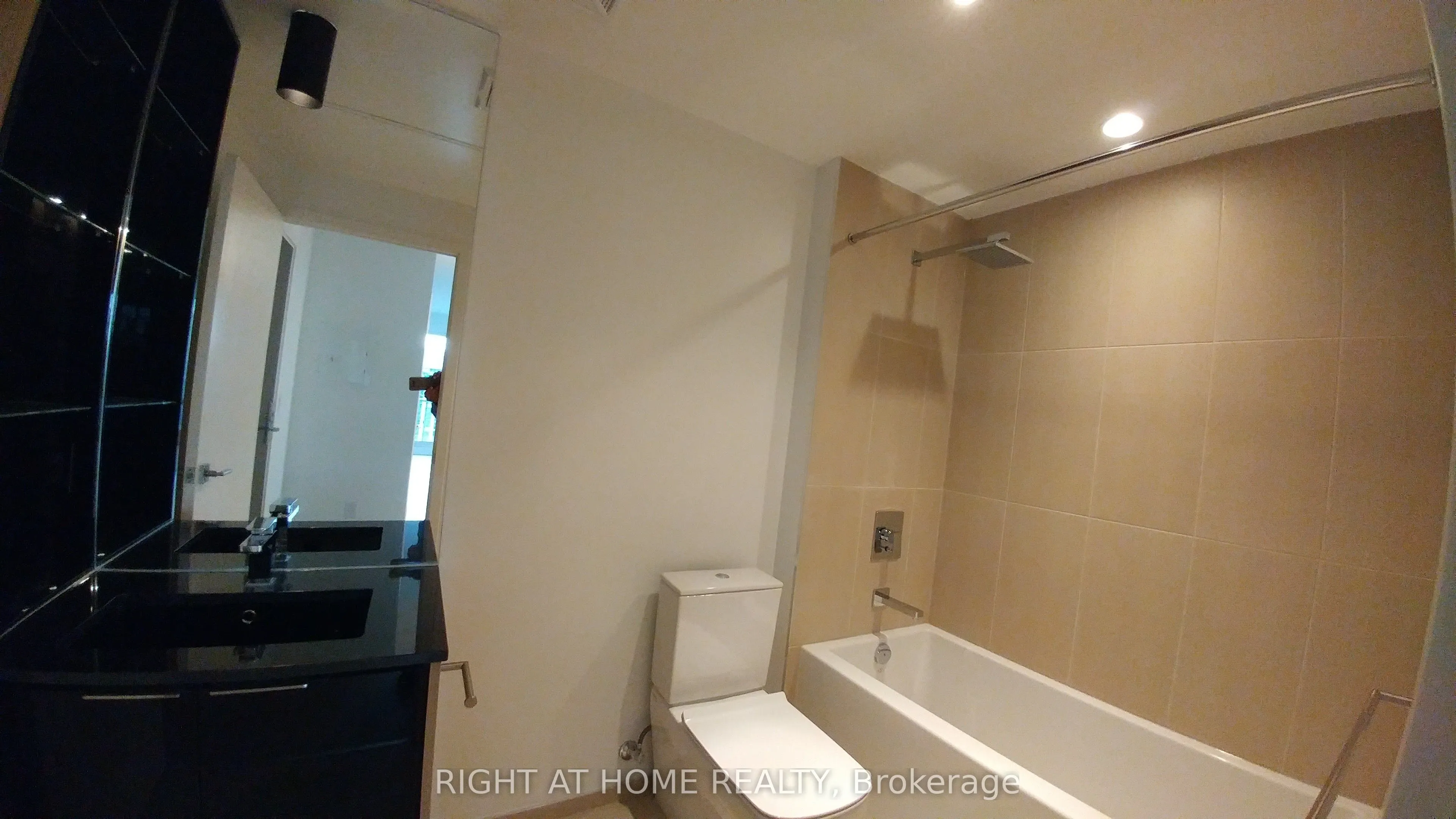 70 Temperance Street, #2305