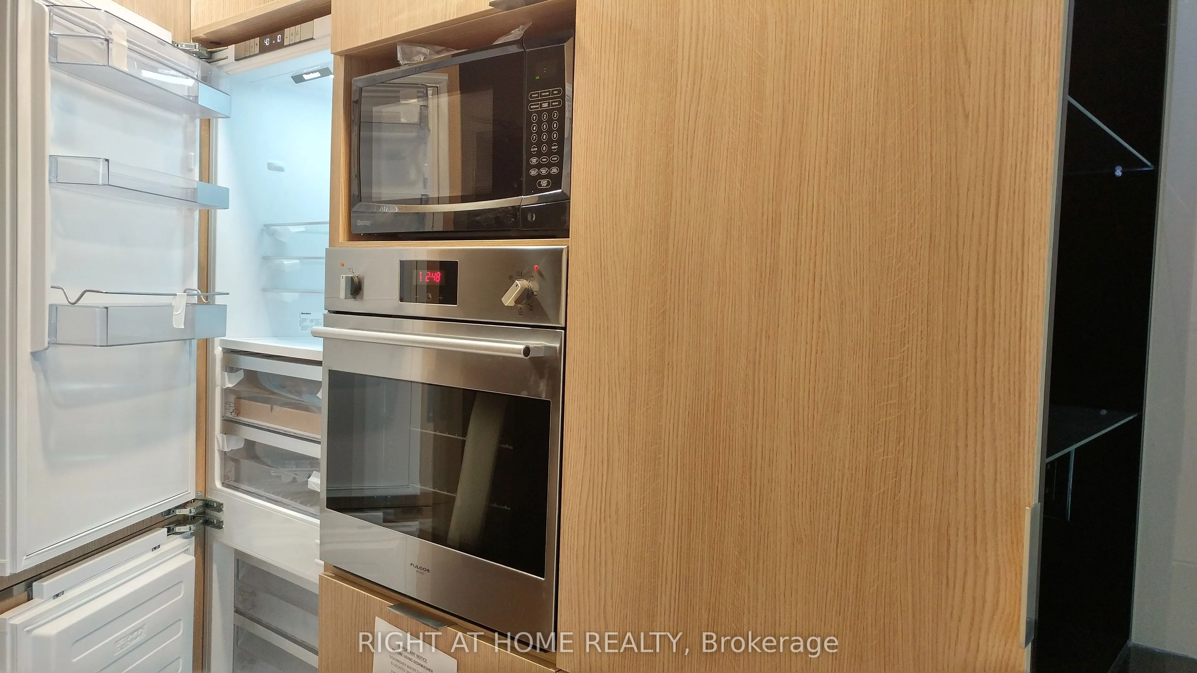 70 Temperance Street, #2305