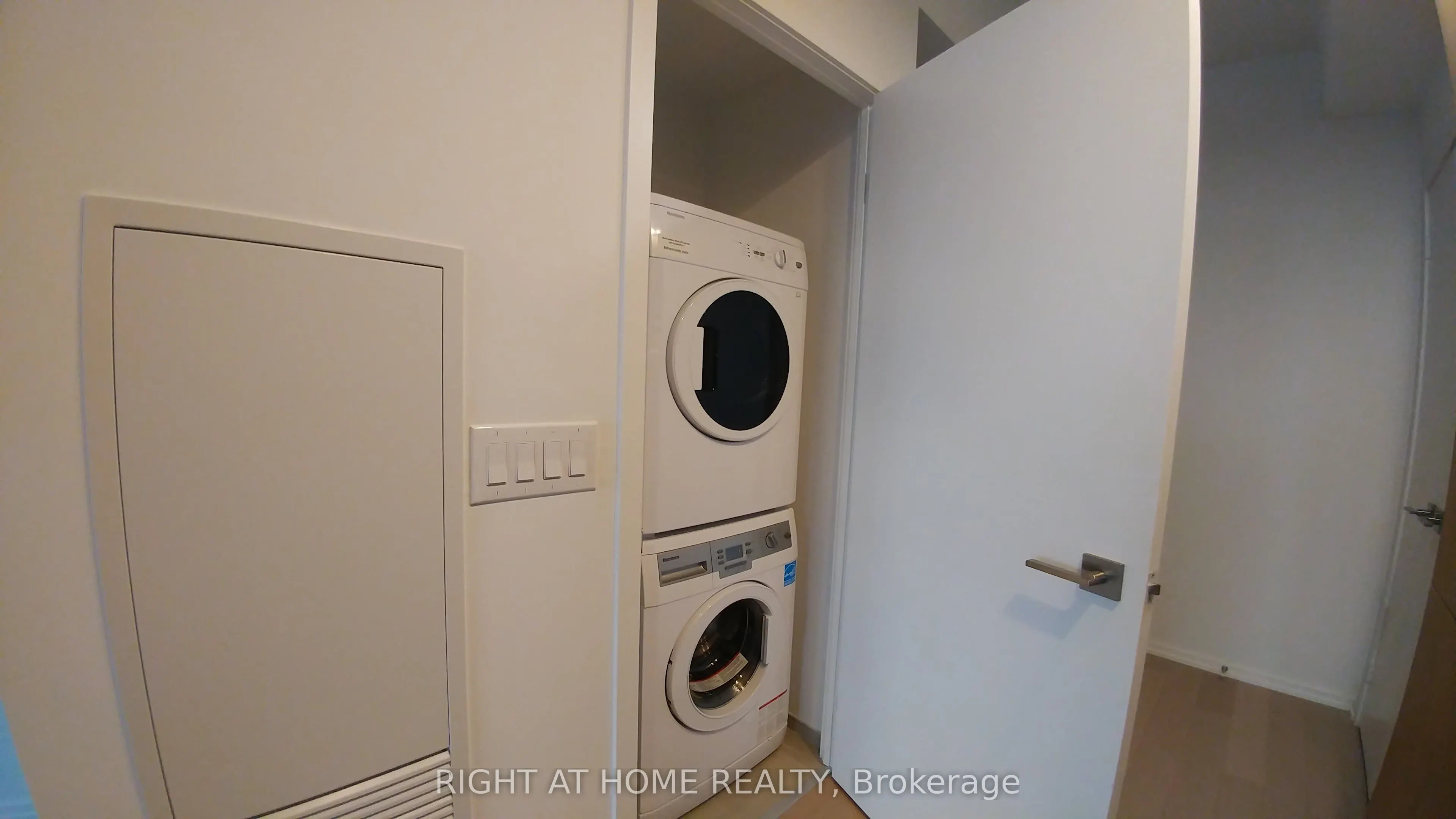 70 Temperance Street, #2305