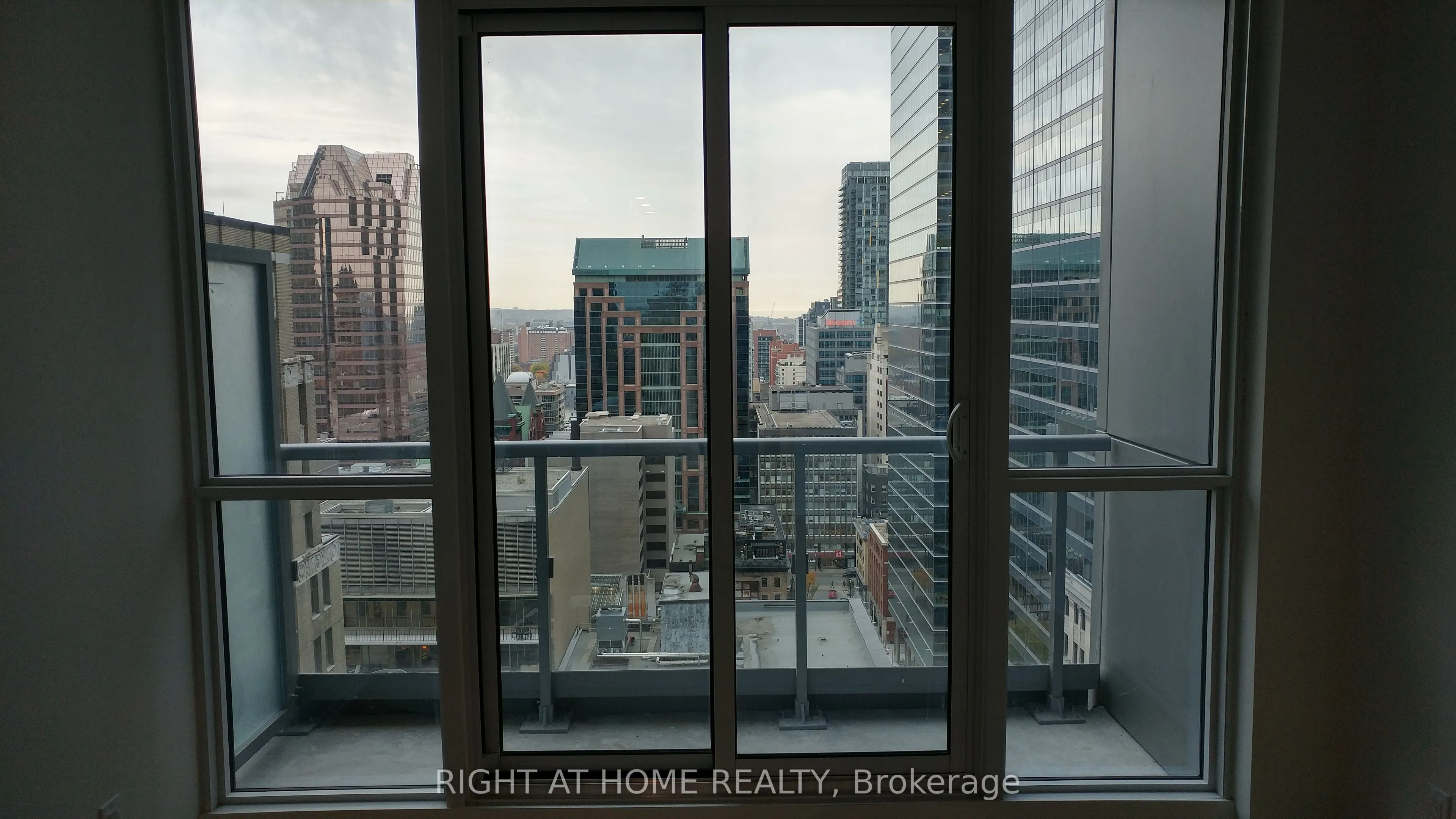 70 Temperance Street, #2305