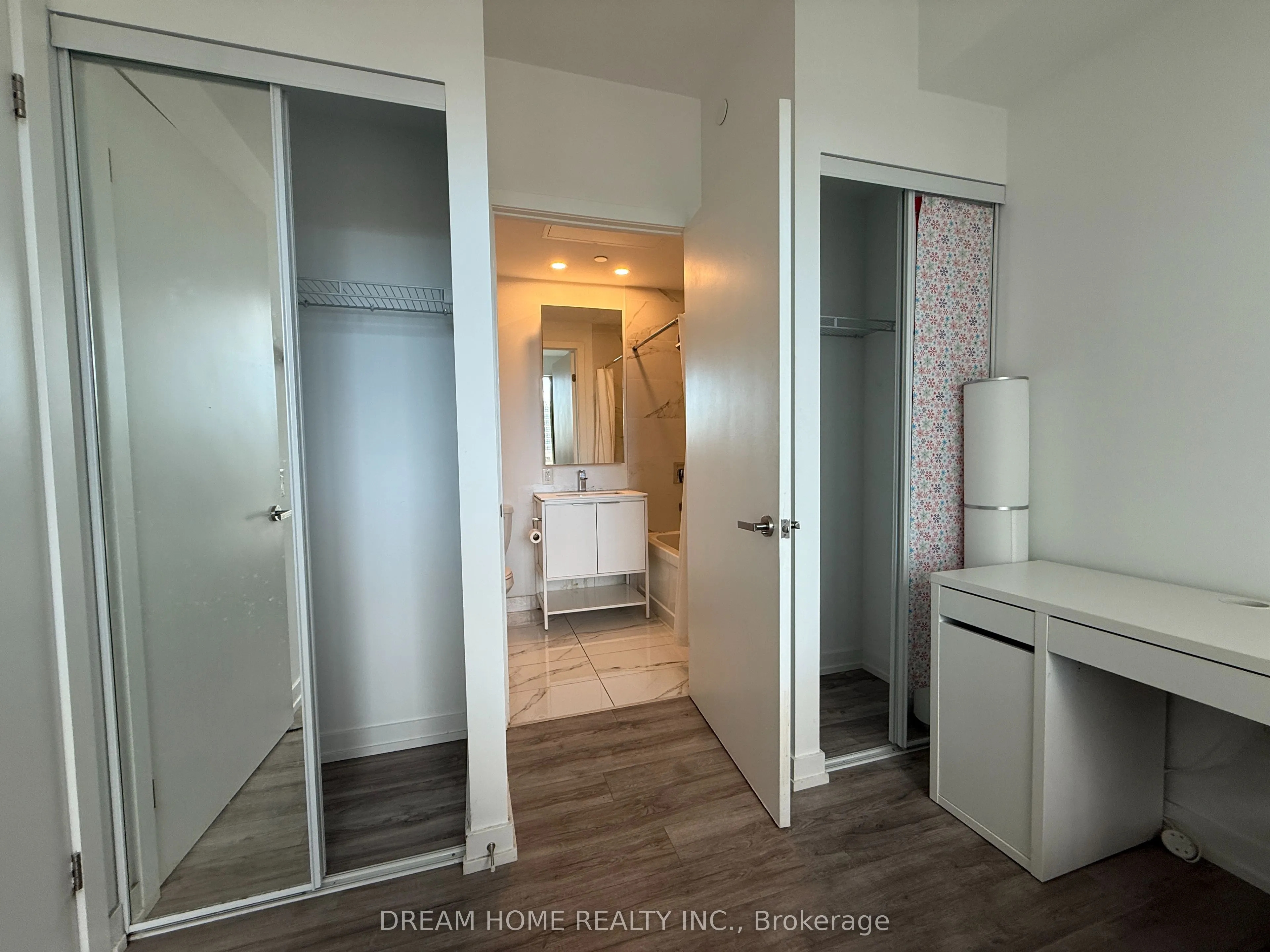 77 shuter Street, #2310