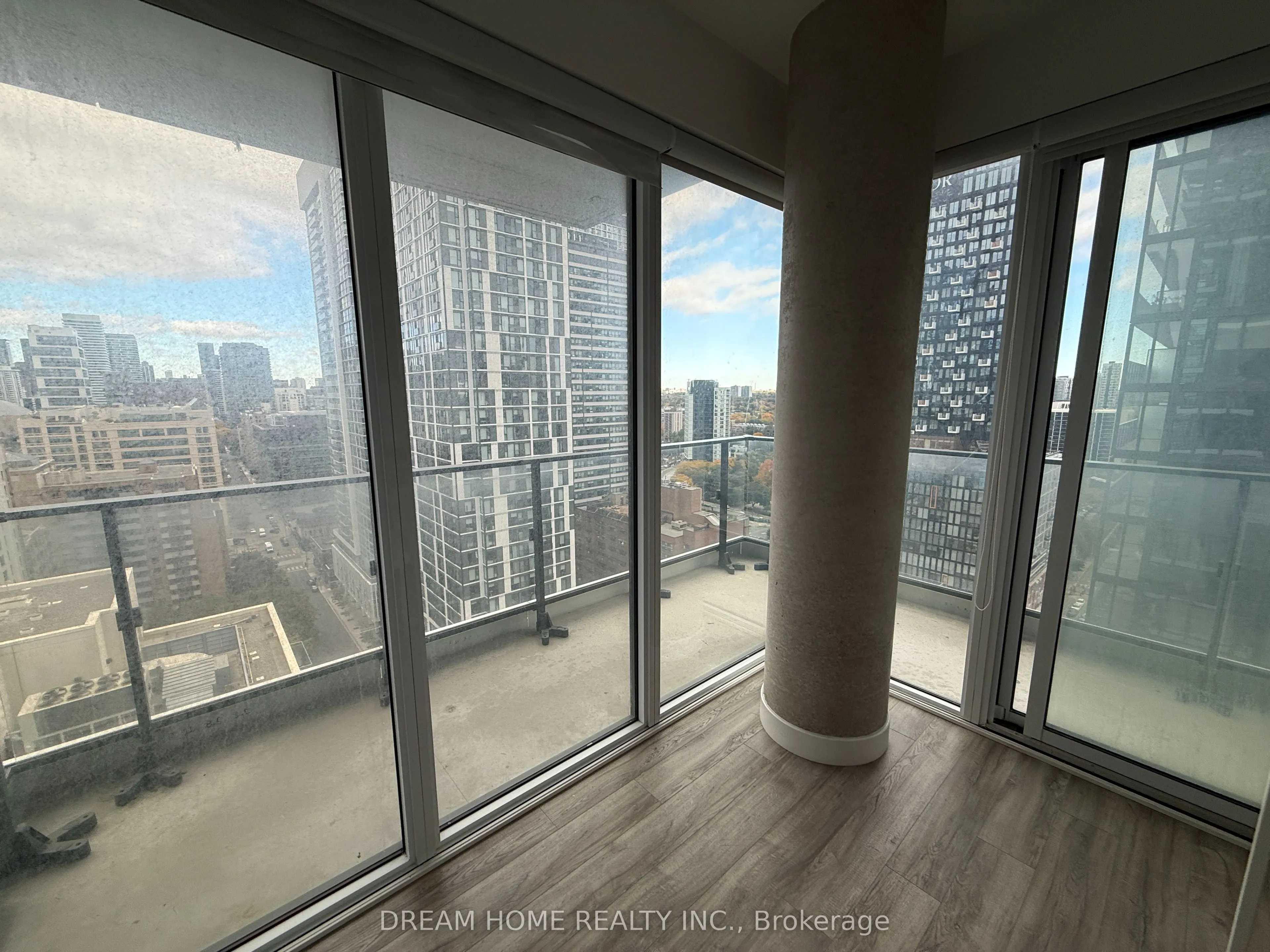 77 shuter Street, #2310