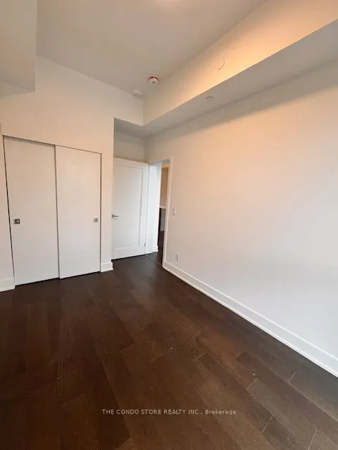 8 Manor Road W, #311