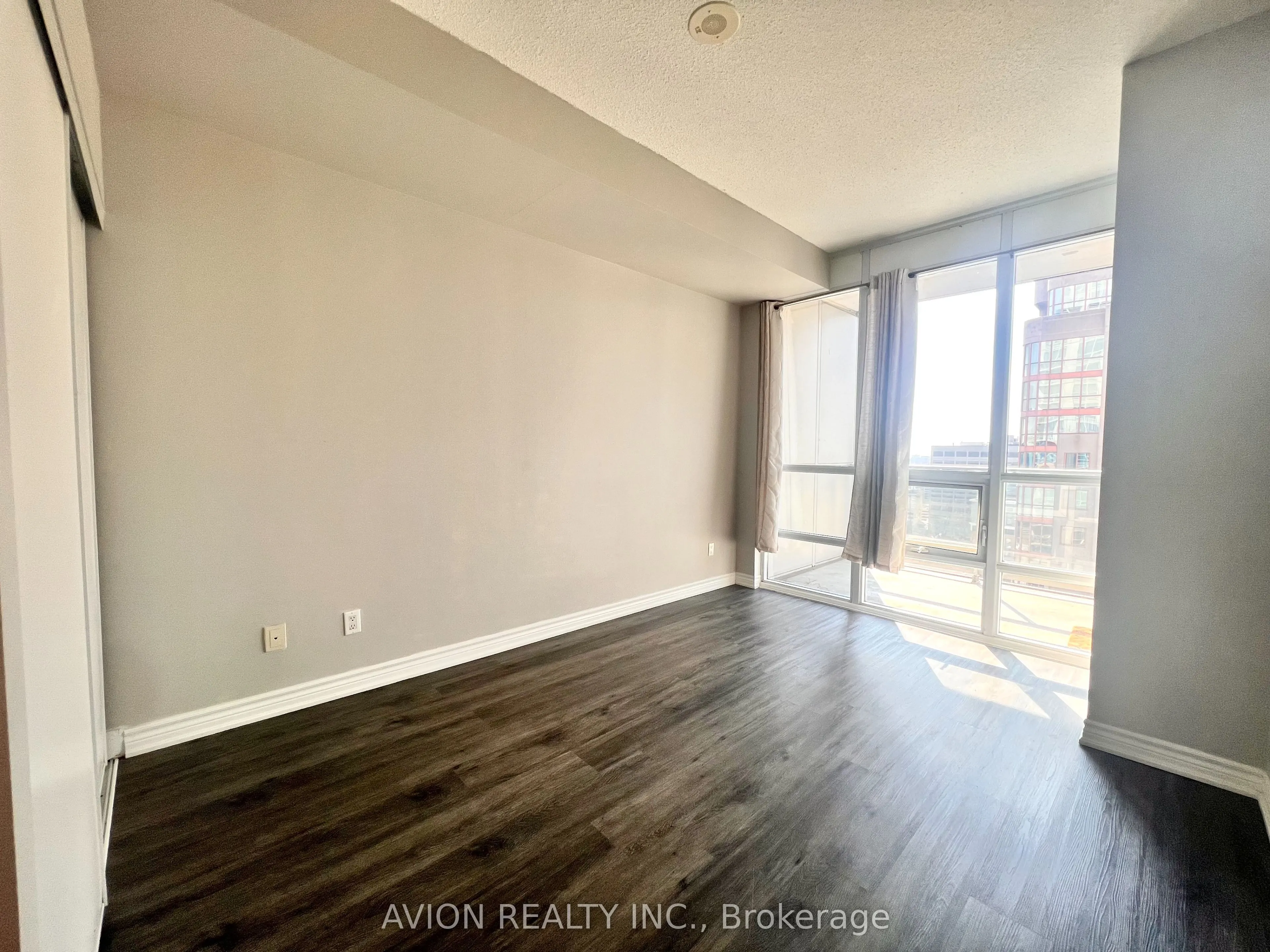 761 Bay Street, #2610