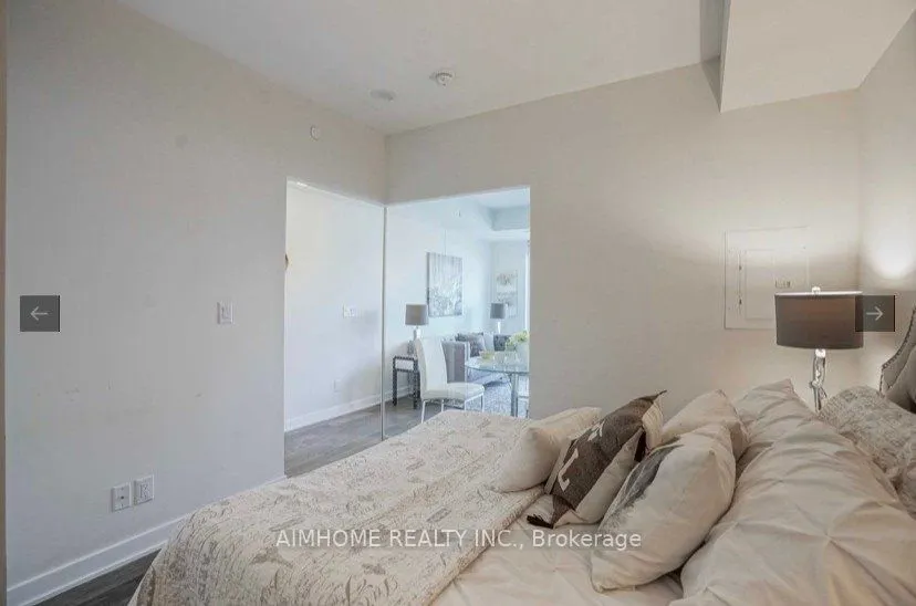 17 Dundonald Street, #1104