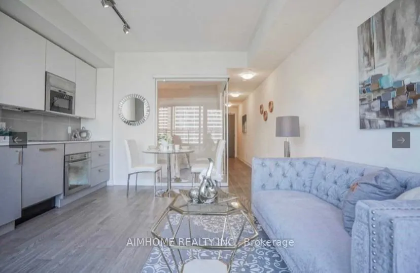 17 Dundonald Street, #1104