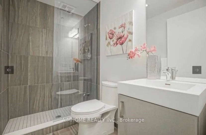 17 Dundonald Street, #1104