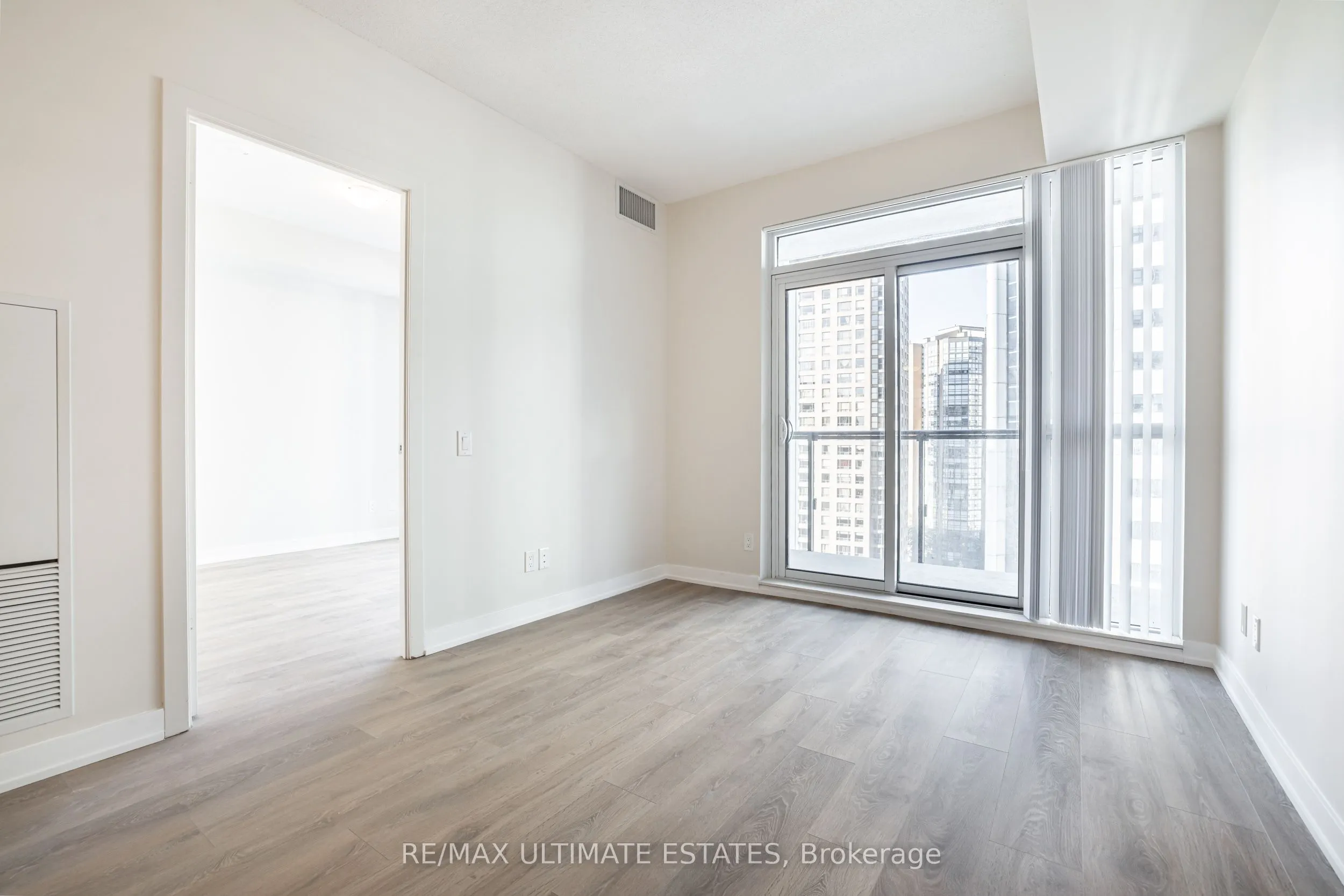 4955 Yonge Street, #9