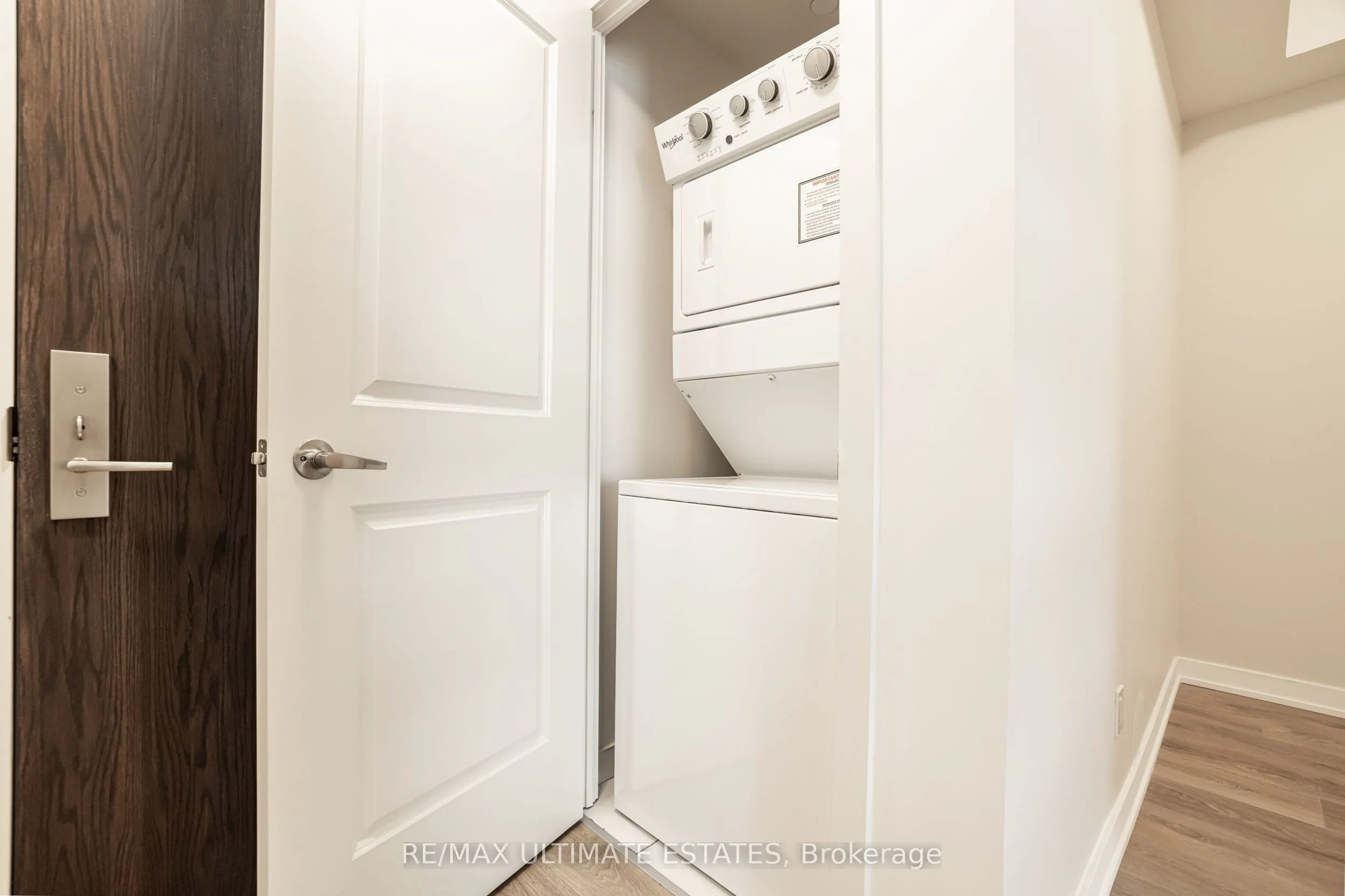 4955 Yonge Street, #9