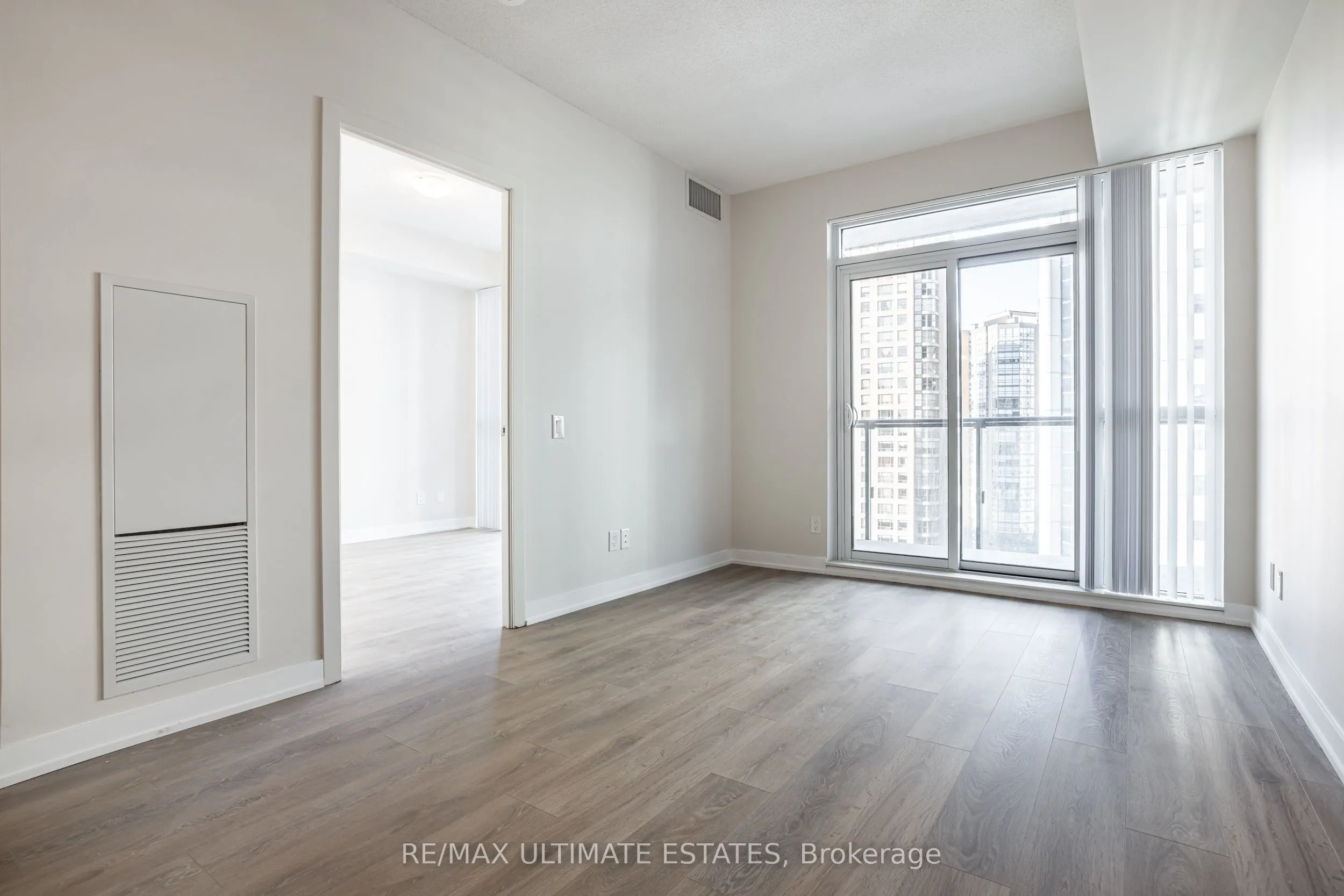 4955 Yonge Street, #9