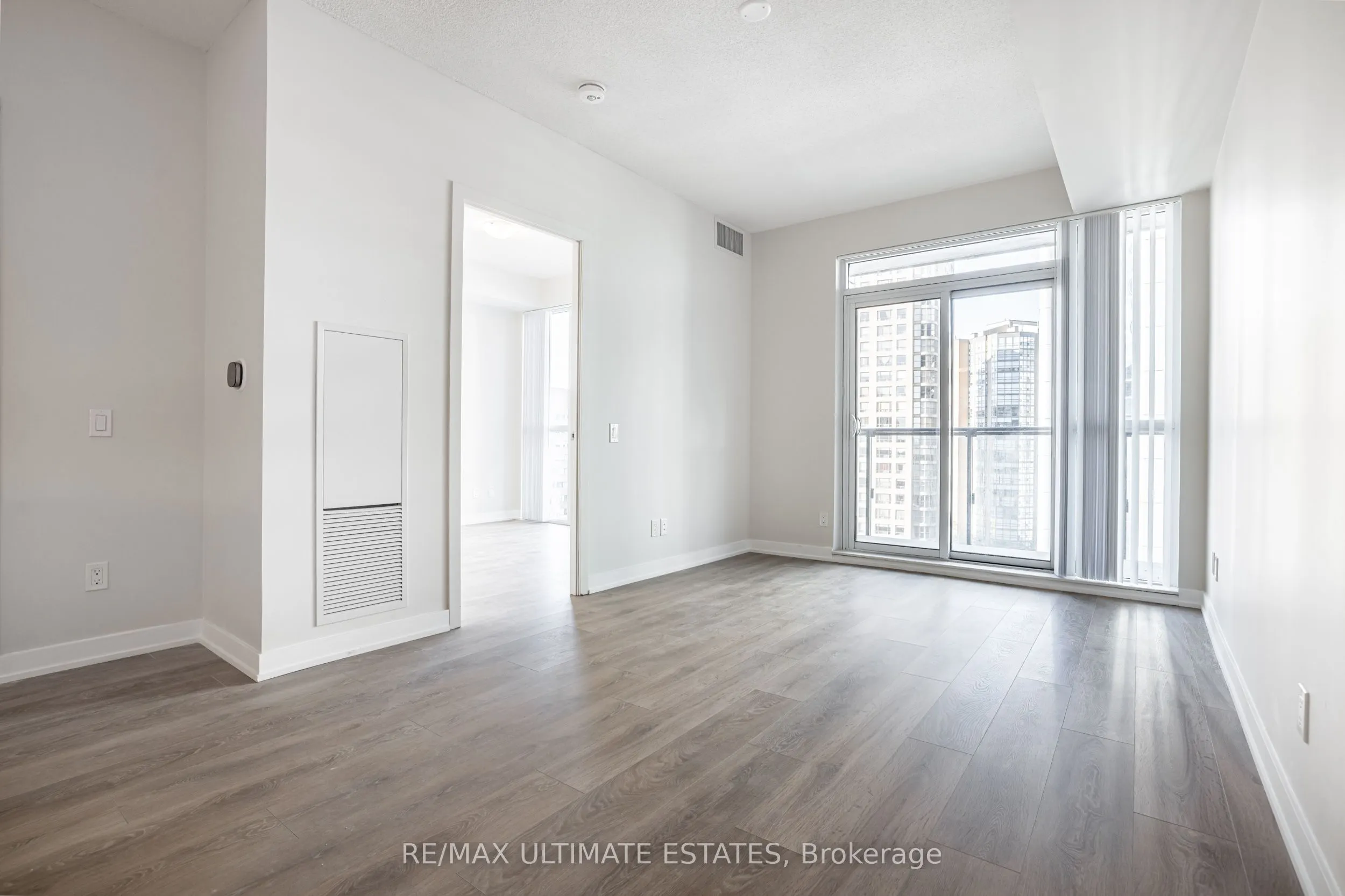 4955 Yonge Street, #9