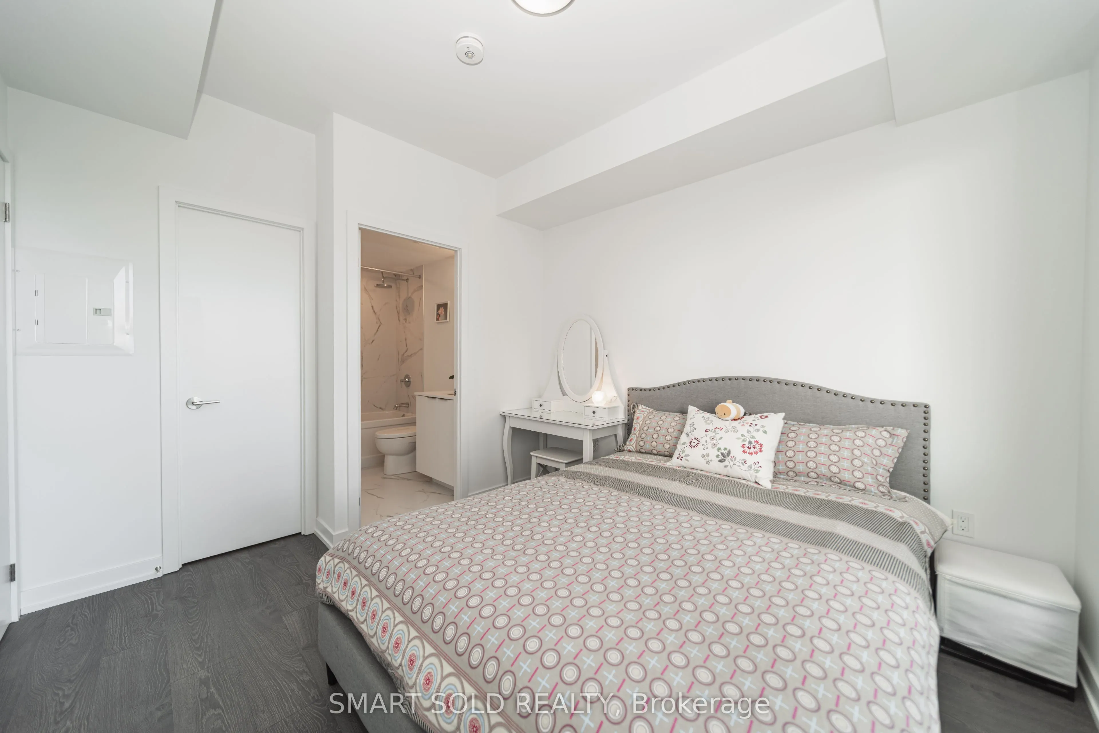 7 Golden Lion Heights, #N2005