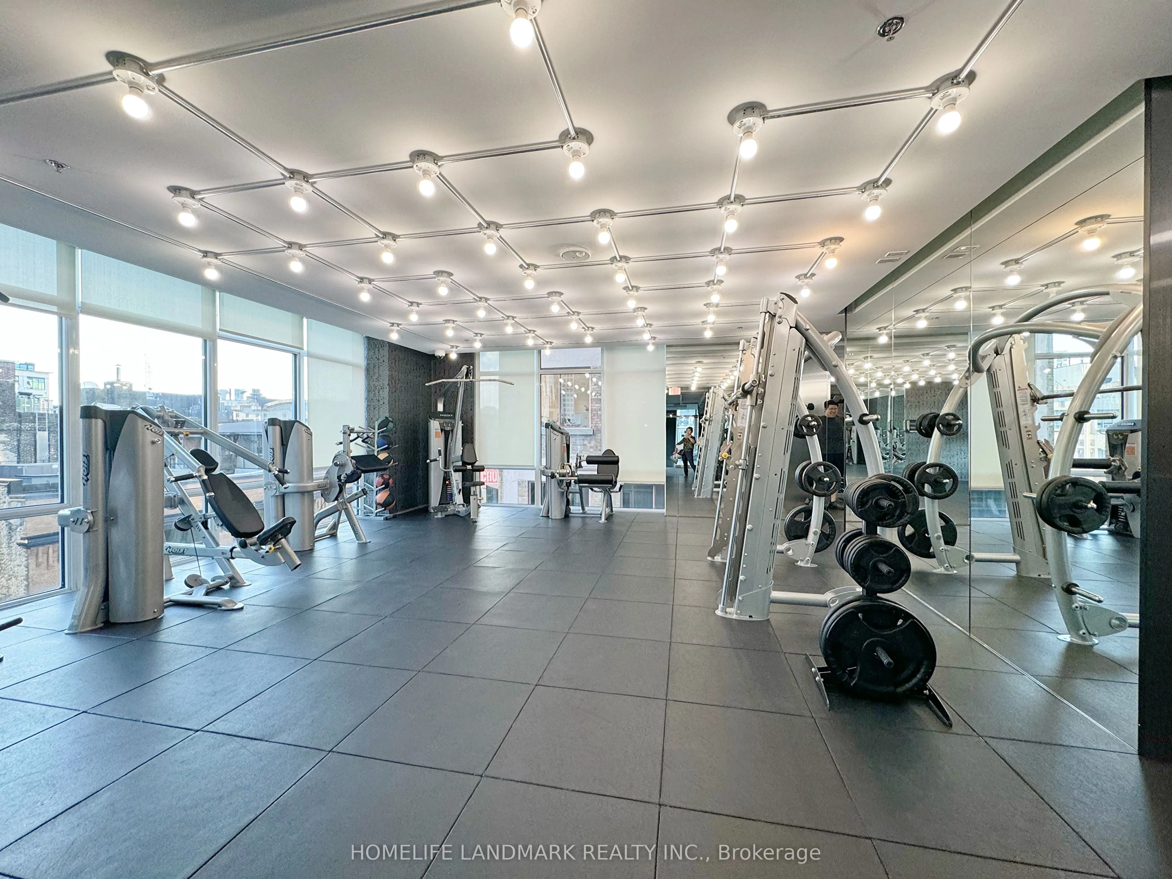 30 Nelson Street, #418