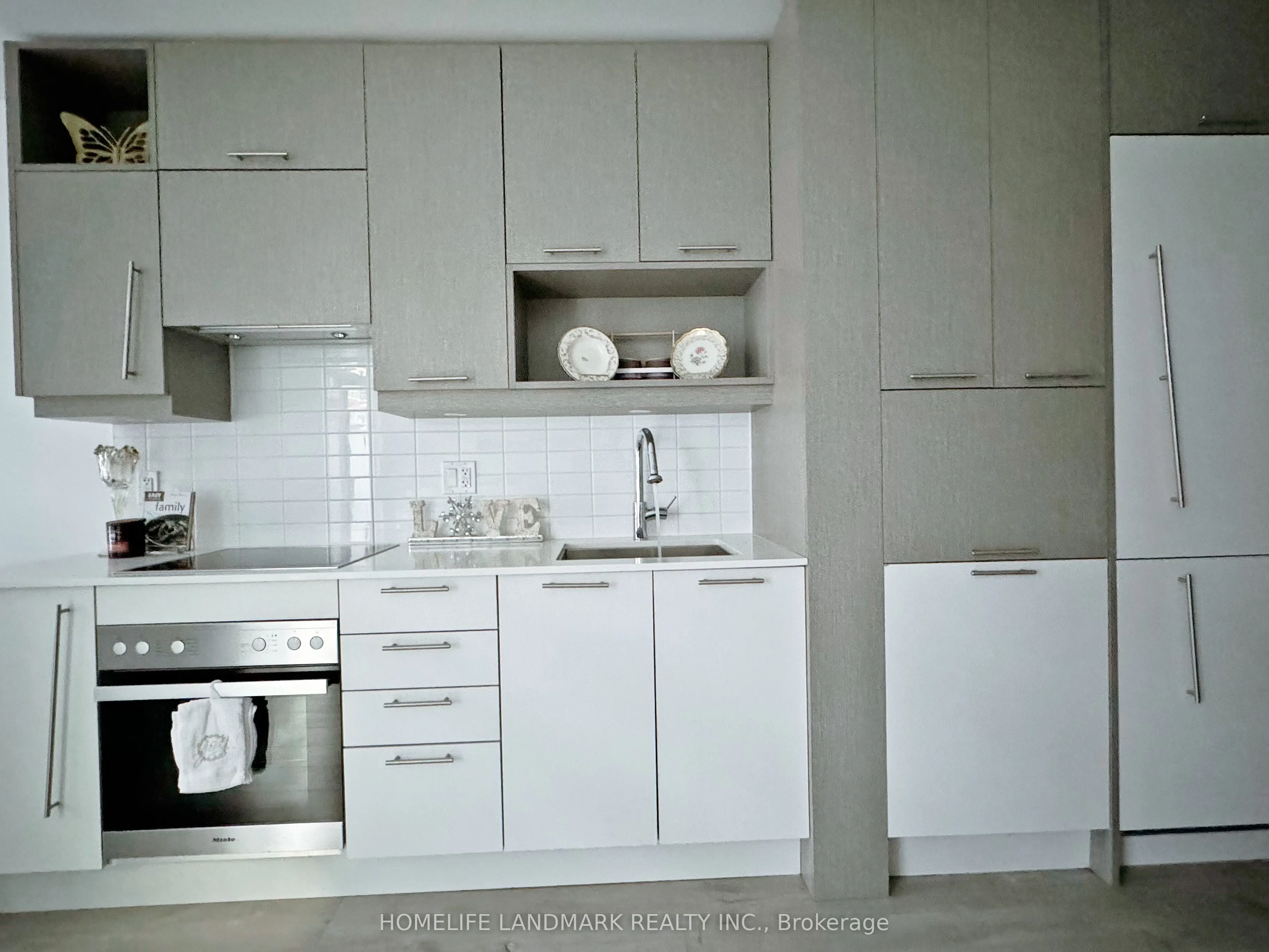 30 Nelson Street, #418