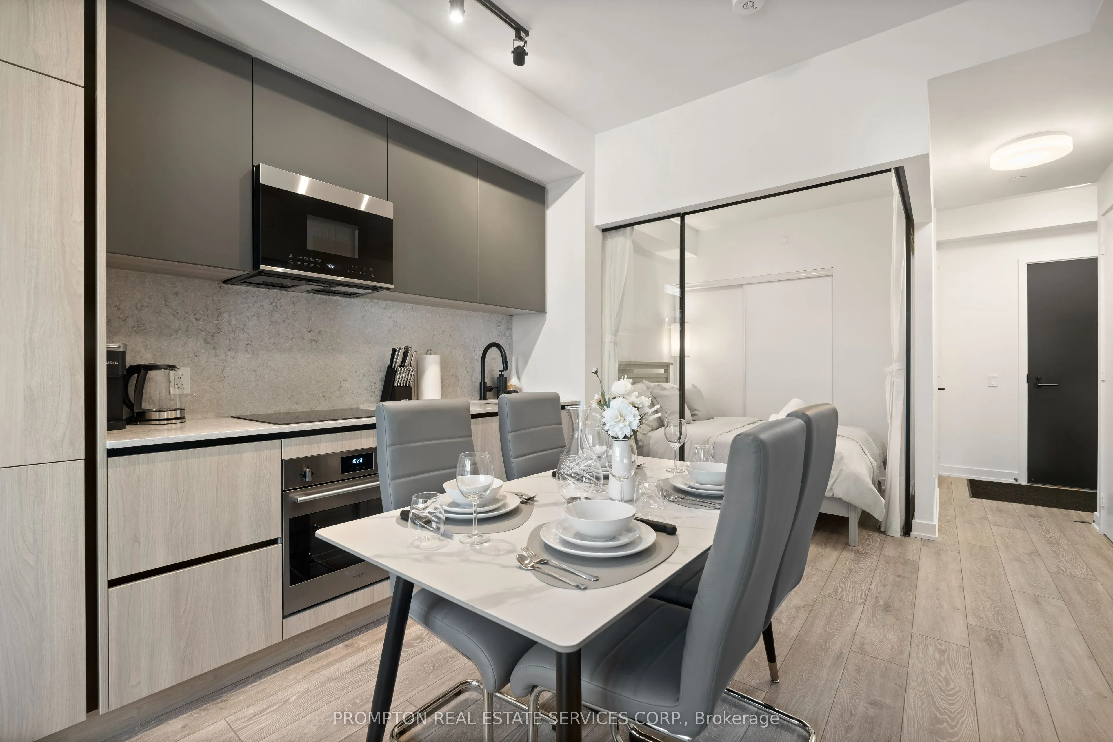 108 Peter Street, #1509