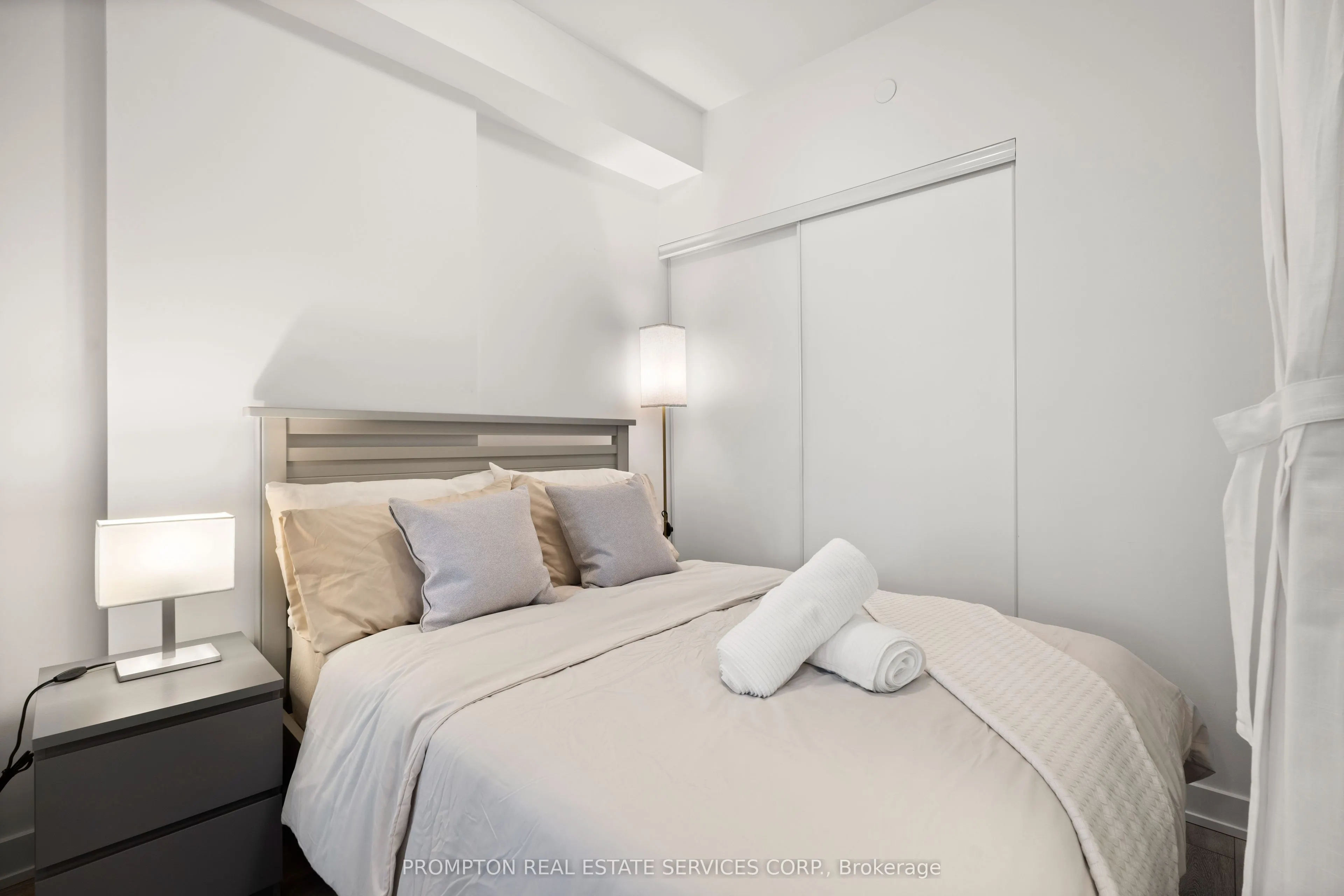 108 Peter Street, #1509