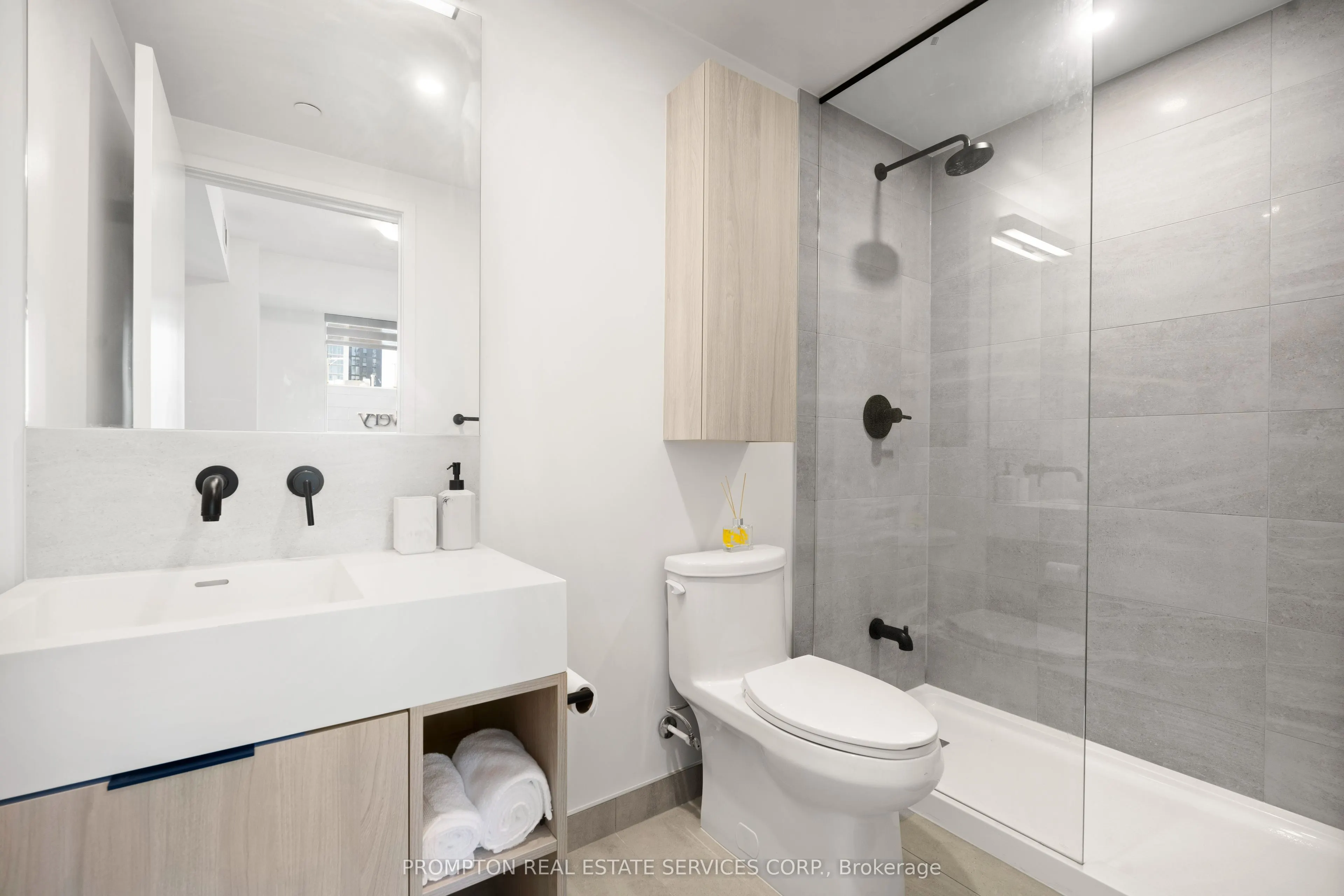 108 Peter Street, #1509