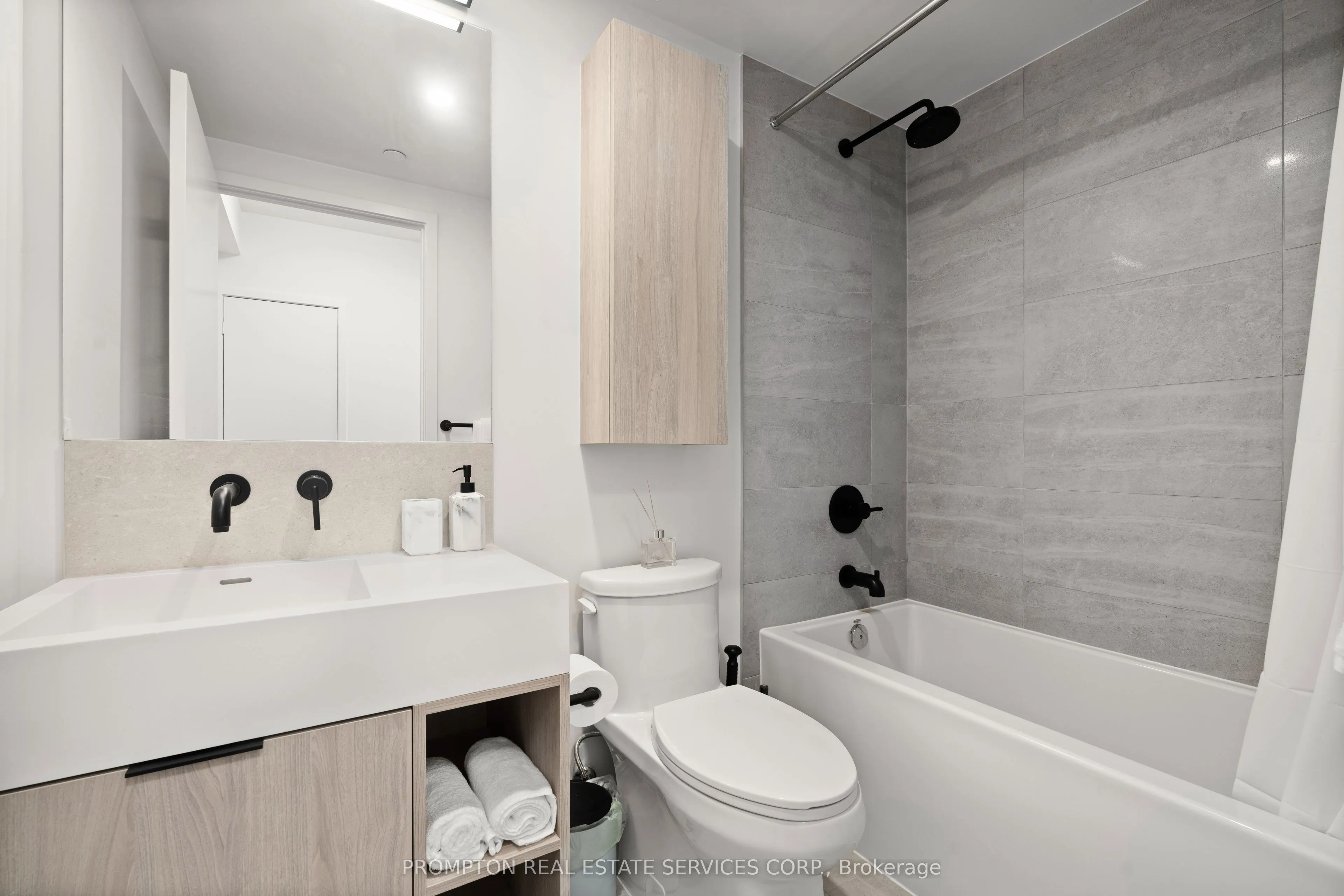 108 Peter Street, #1509