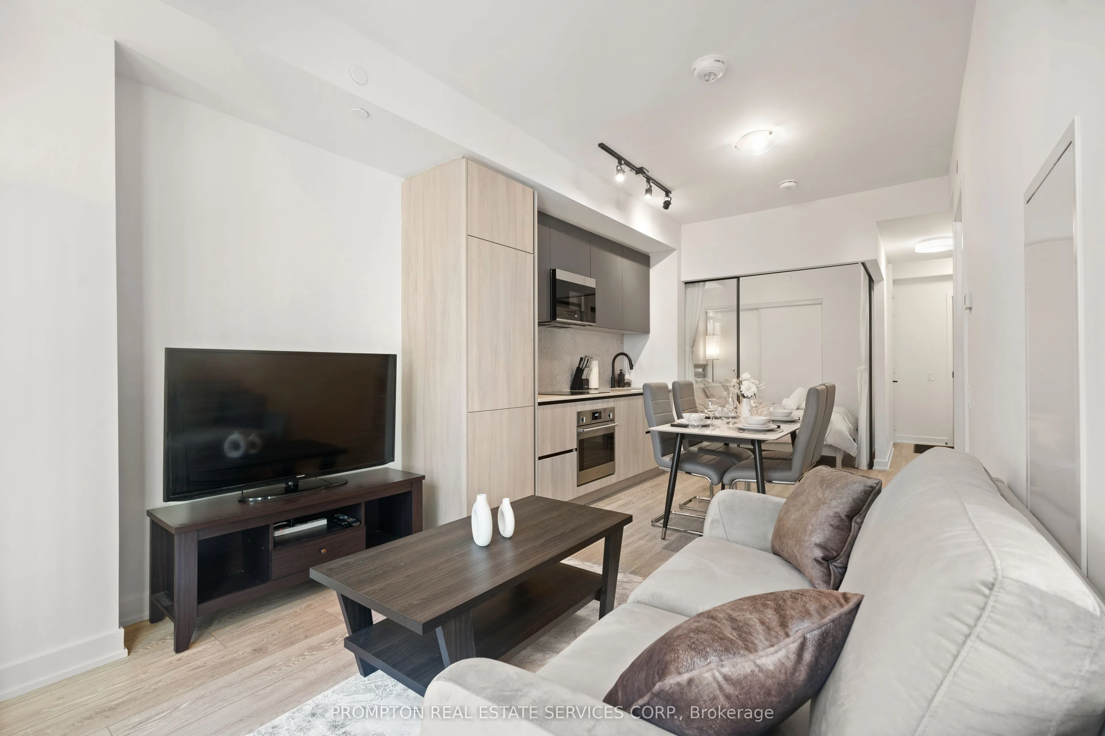 108 Peter Street, #1509