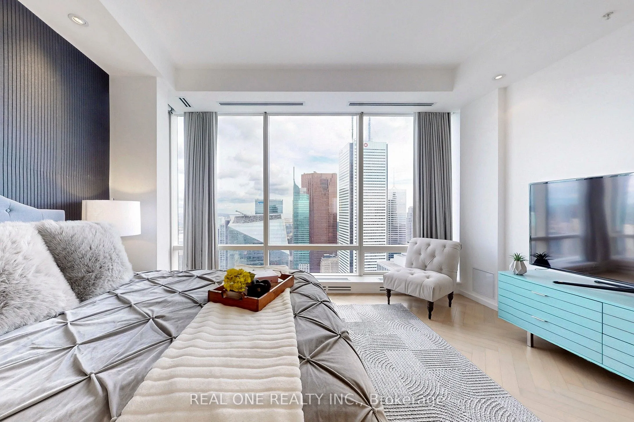 180 UNIVERSITY Avenue, #6205