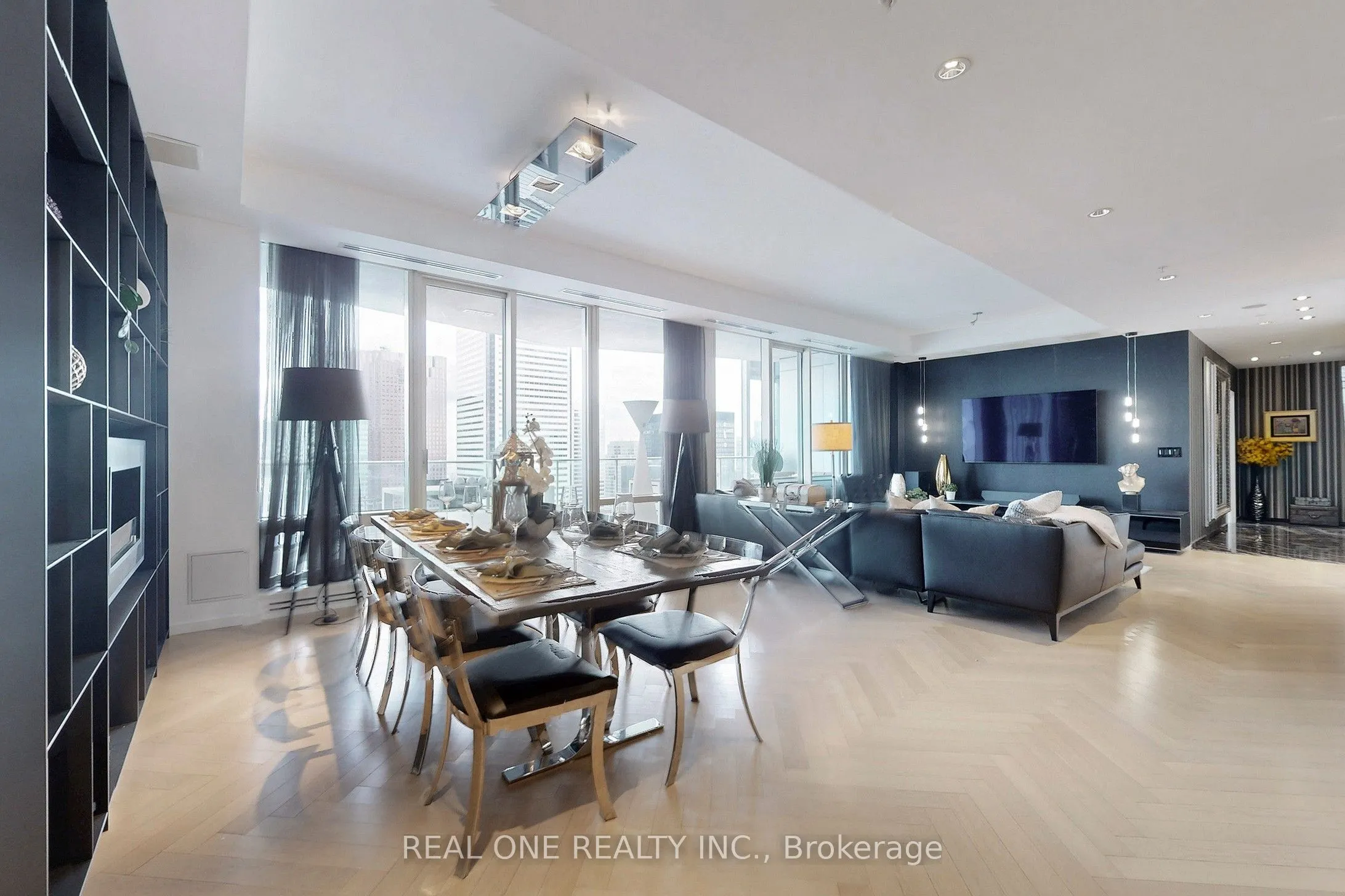 180 UNIVERSITY Avenue, #6205