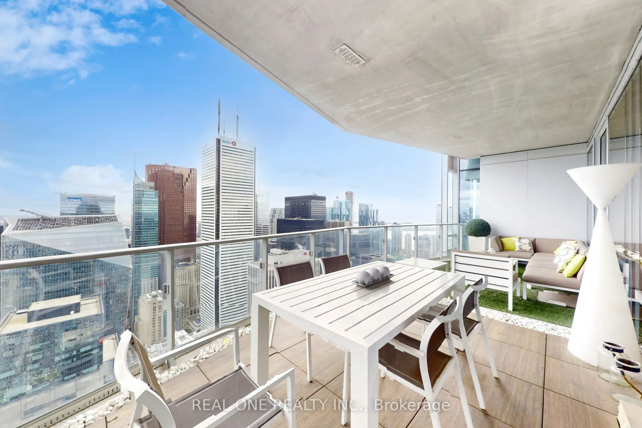 180 UNIVERSITY Avenue, #6205