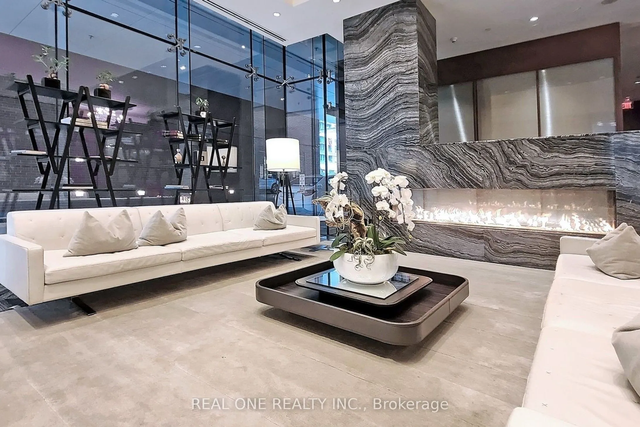 180 UNIVERSITY Avenue, #6205