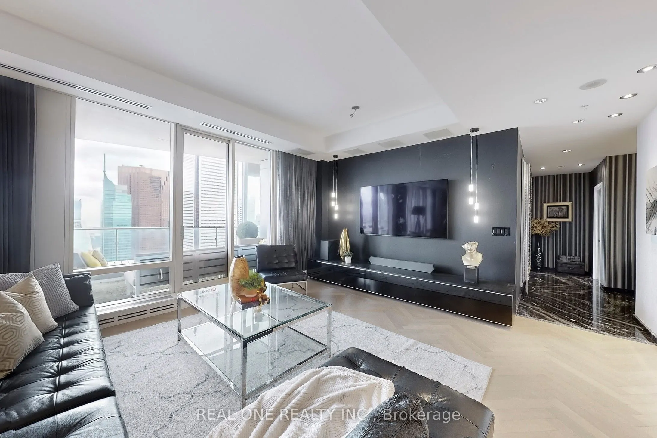 180 UNIVERSITY Avenue, #6205